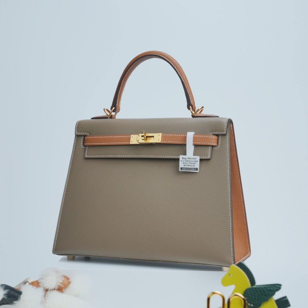 Hermes Kelly Etoupe with Gold hardware work everyday