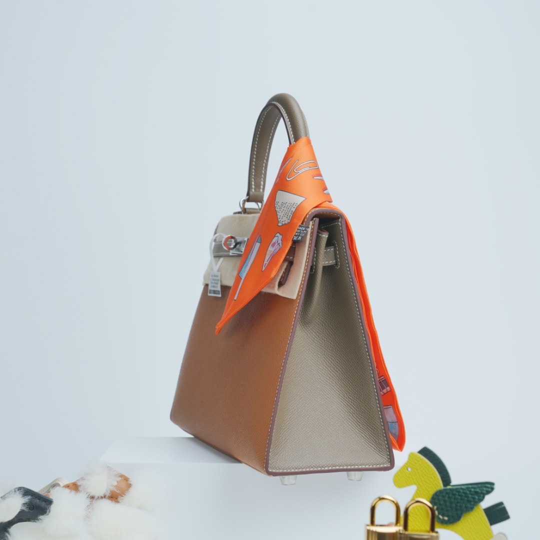 Hermes Kelly Gold Taupe Epsom shoulder everyday