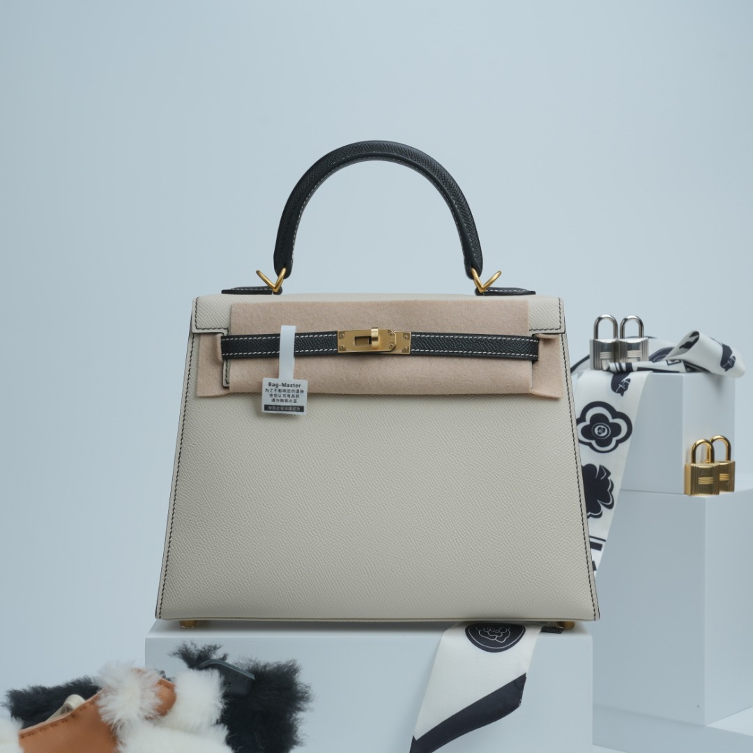 Hermes Kelly Craie Black Epsom handbag everyday