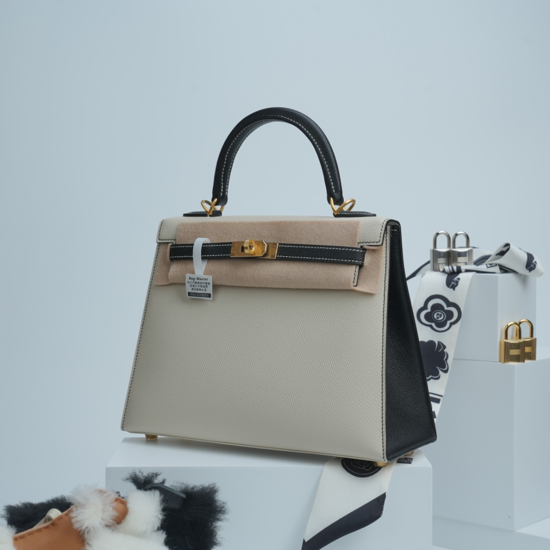 Hermes Kelly Craie Black Epsom handbag everyday