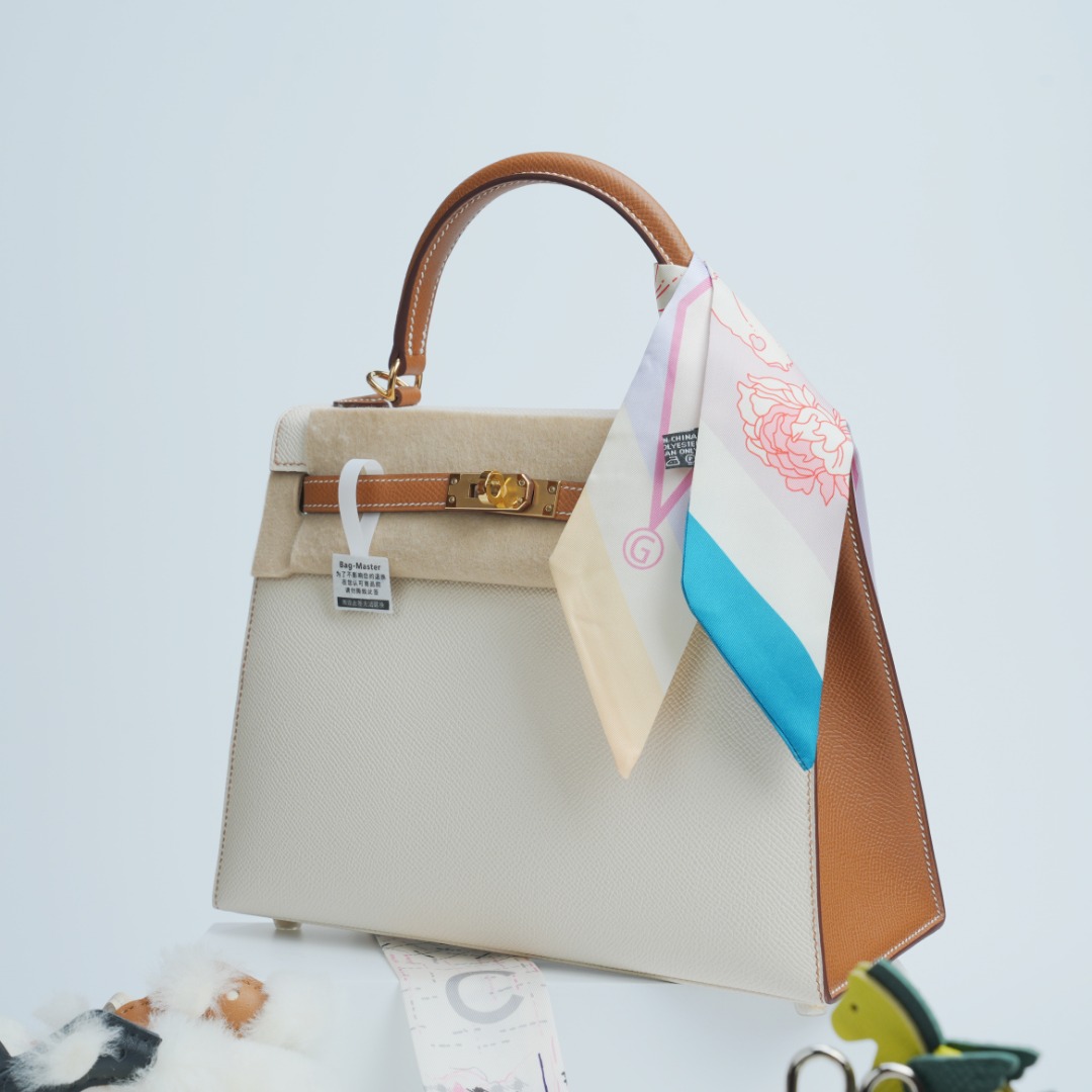 Hermes Kelly Craie Gold Epsom handbag everyday