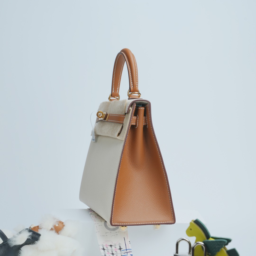Hermes Kelly Craie Gold Epsom handbag everyday