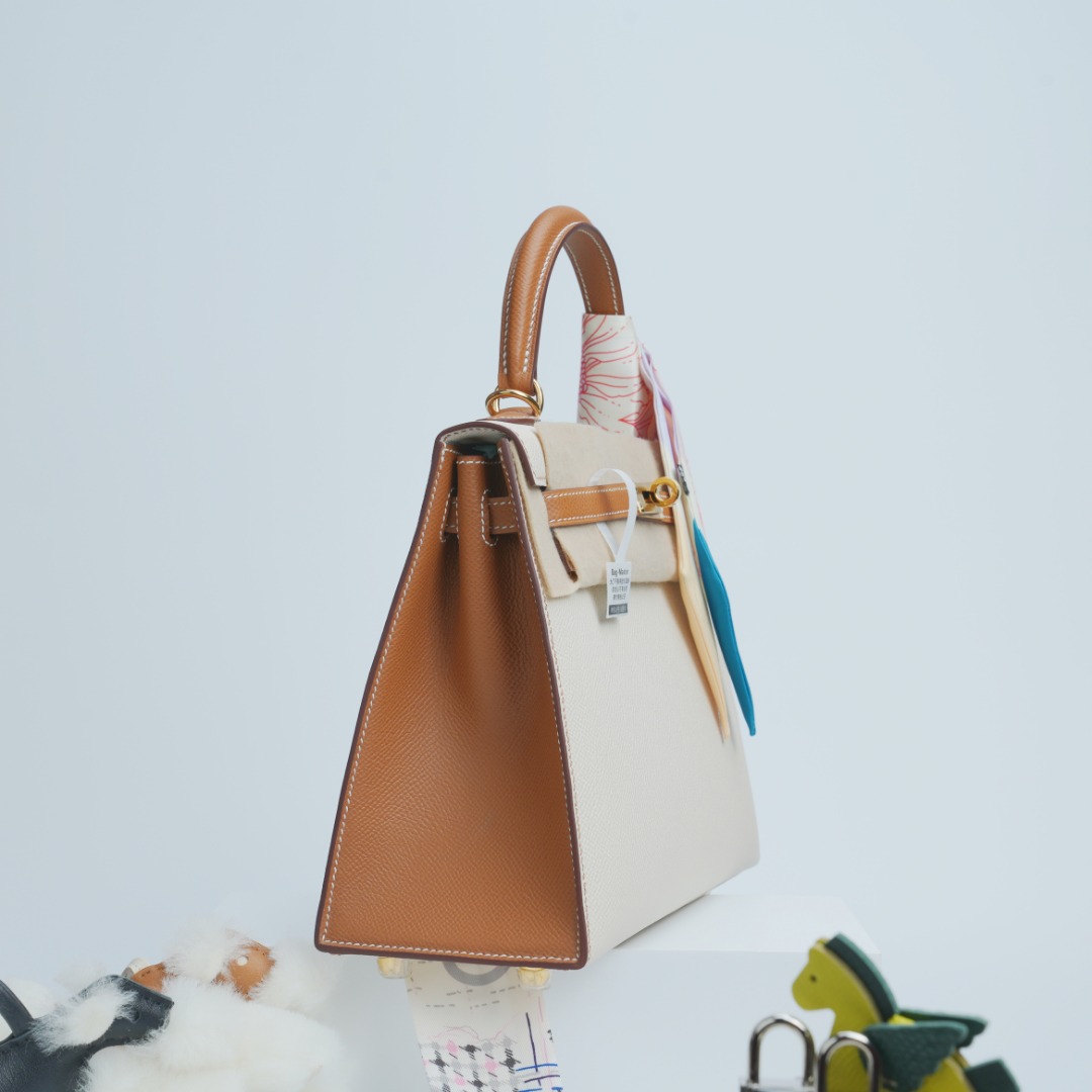 Hermes Kelly Craie Gold Epsom handbag everyday