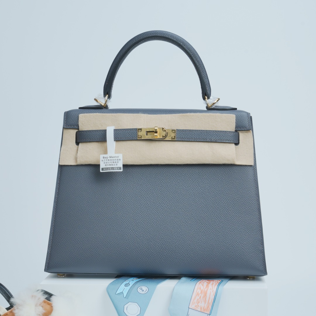 Hermes Kelly Blue-grey Epsom shoulder everyday