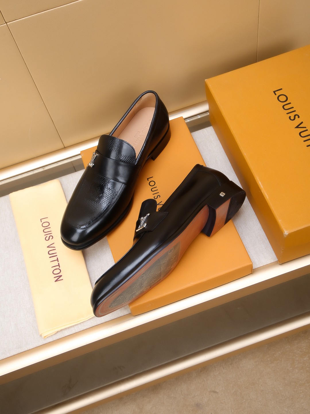 Louis Vuitton Men's Black Leather Loafers with LV Logo Accent 6 a1742404318681 5352