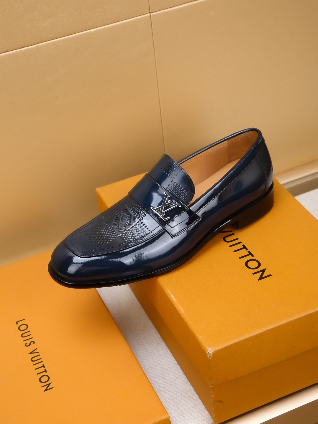 Louis Vuitton Men's Leather Loafers, Classic & Stylish Dress Shoes Size 39-44 7 a1742405853273 4241