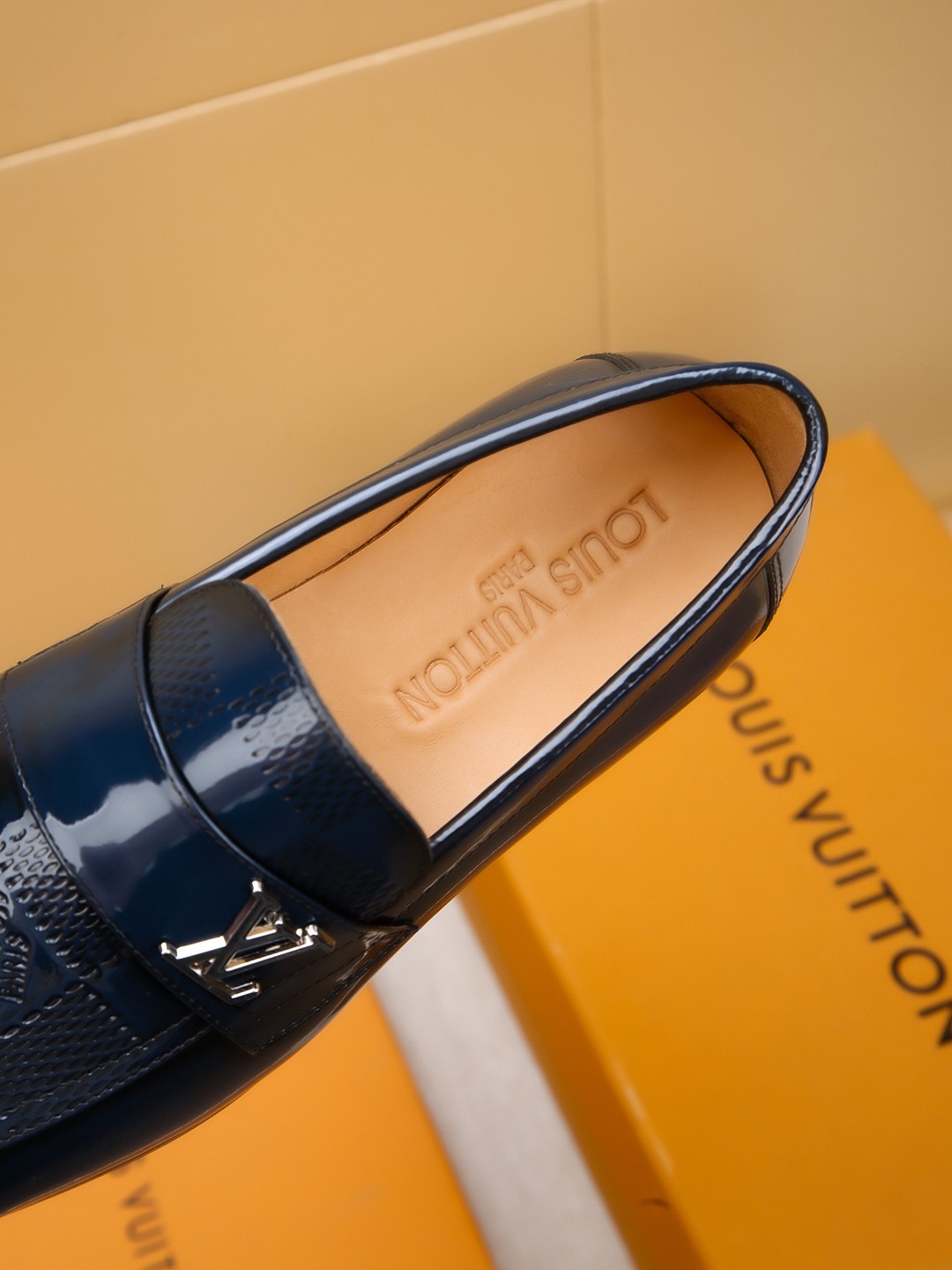 Louis Vuitton Men's Leather Loafers, Classic & Stylish Dress Shoes Size 39-44 8 a1742405854585 8458