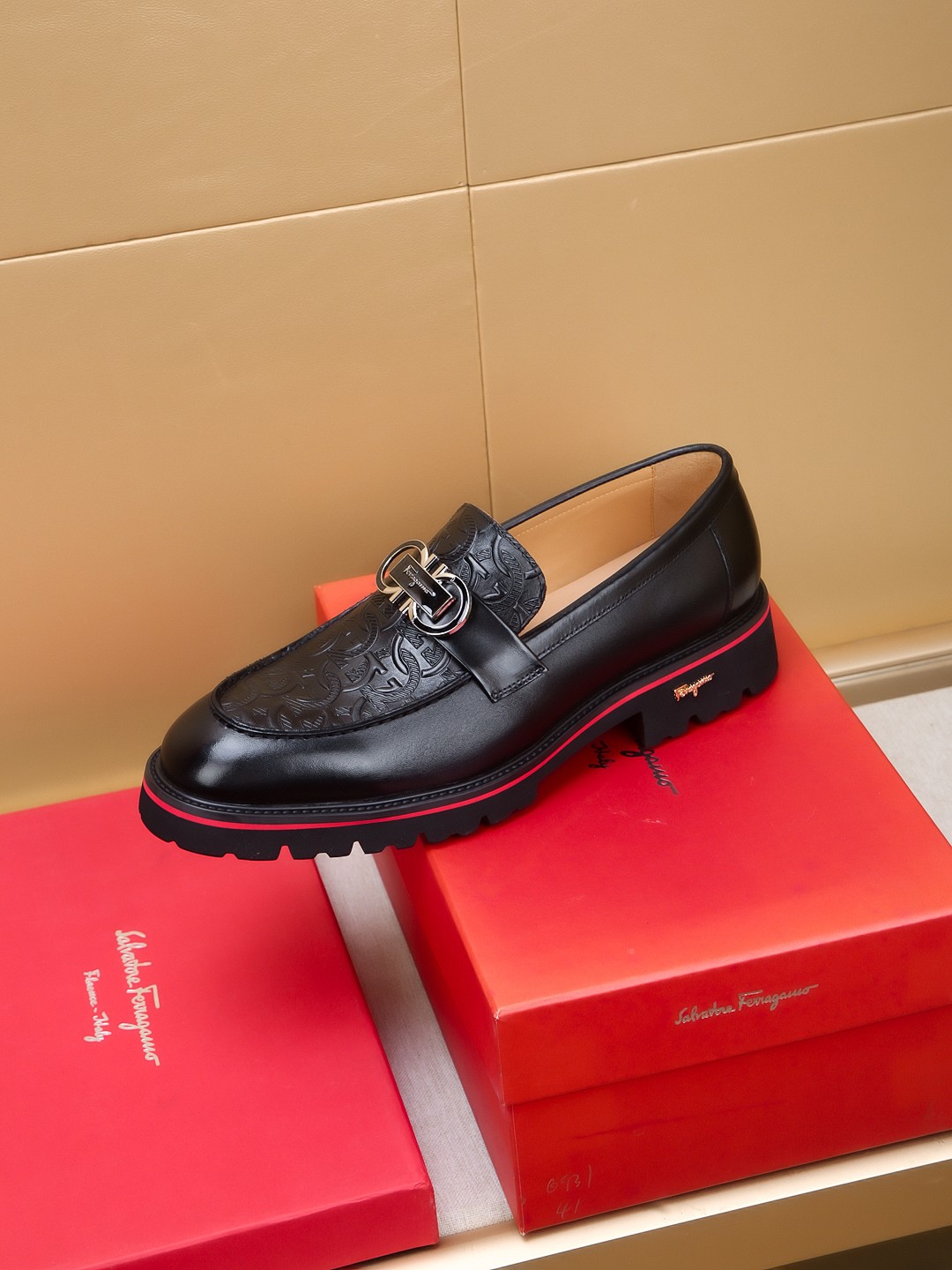 Salvatore Ferragamo Men's Leather Loafers With Embossed Detailing 7 a1742520599679 1865