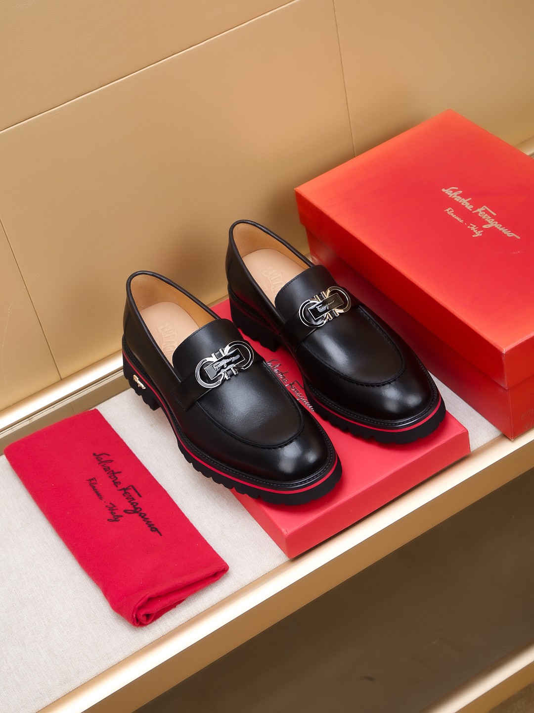 Salvatore Ferragamo Men's Black Leather Loafers with Gancini Ornament 2 a1742520962191 1866