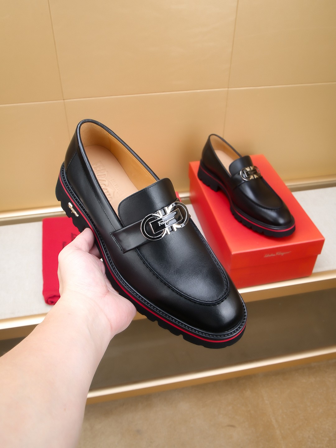 Salvatore Ferragamo Men's Black Leather Loafers with Gancini Ornament 4 a1742520962276 6222