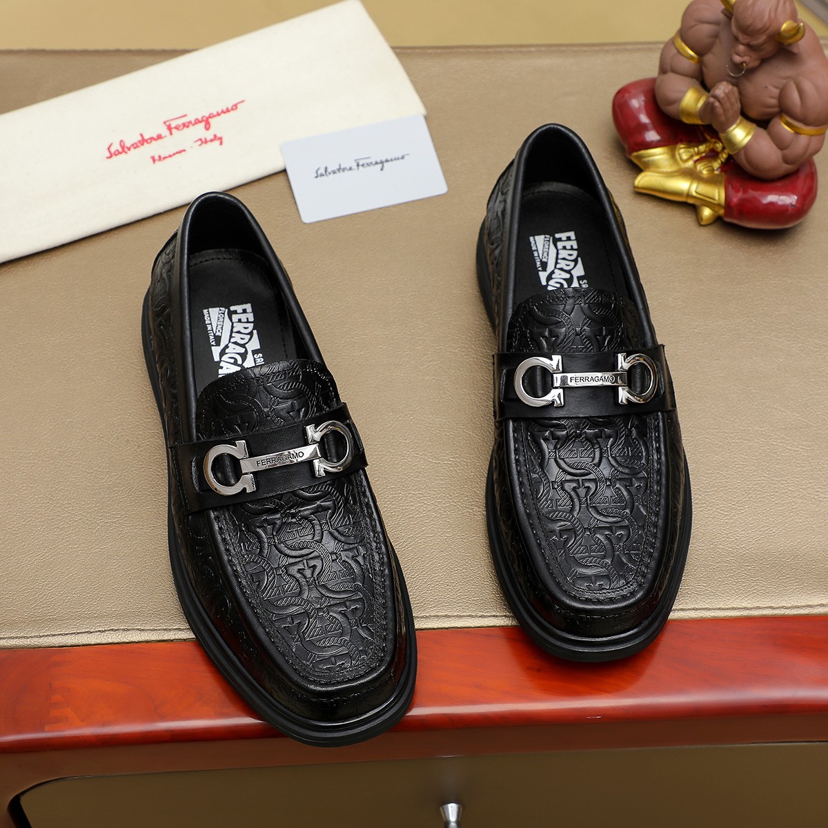 工厂价305 🕷🕷🐂里【Ferragamo】菲拉格慕 爆款时尚休闲鞋🇨🇳官网专柜1:1制作,原版开模💯好质量看得见,进口高端头层荔枝纹小牛皮,水染🐂皮内里🌿纹路很清优质防水防滑耐磨大底🎋高品质低价位,真正的纯手工制作🍓,色可选! (45.要订做)