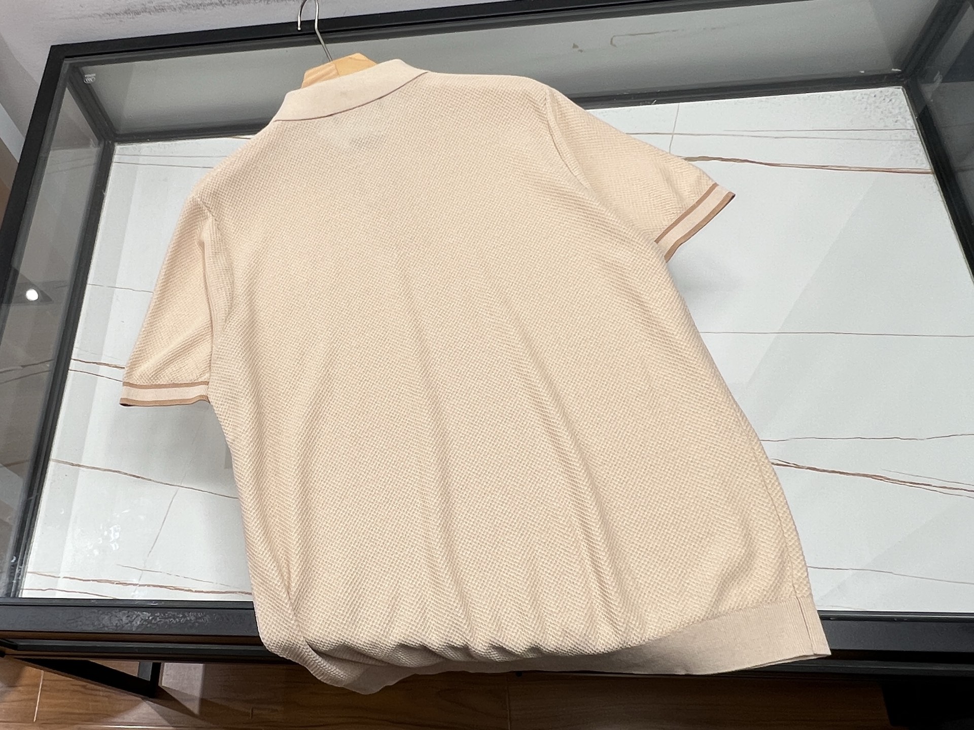 loro Piana 1936春夏新款 桑蚕丝混纺男士针织短袖衫！采用10%蚕丝+90％莱赛尔天丝混纺质
