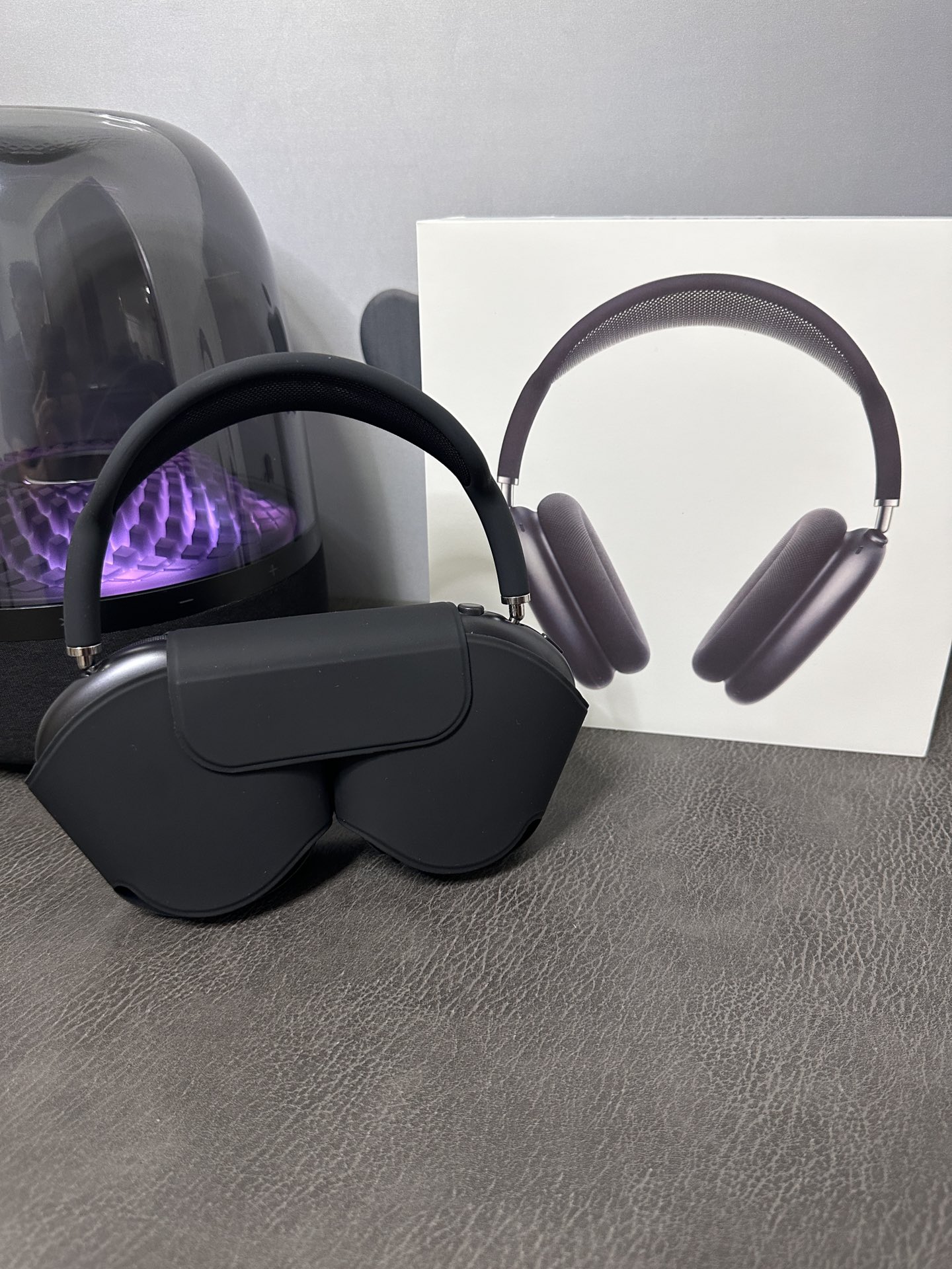 黑色实拍 批💰430
苹果AirPodsMax 头戴式耳机
弹窗 本机显示正确配色 区别市面显示配色对不上
全网最高版本 45db真实降噪/通透
售后:不影响二次销售15天可退换(包装损坏需扣钱、耳套海绵用脏不退不换只保修 保修三个月)出厂每台都有质检 质量非常稳