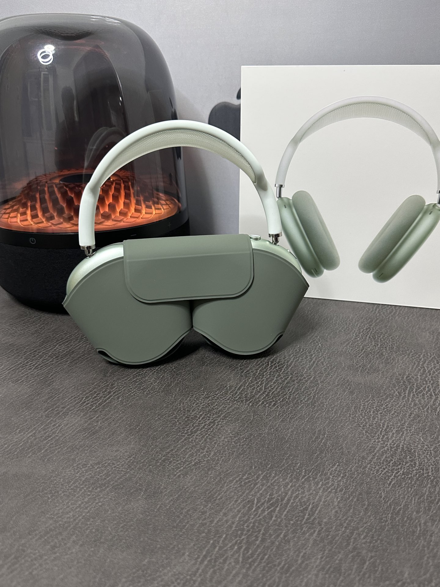 绿色实拍 批💰450
苹果AirPodsMax 头戴式耳机
弹窗 本机显示正确配色 区别市面显示配色对不上
全网最高版本 45db真实降噪/通透
售后:不影响二次销售15天可退换(包装损坏需扣钱、耳套海绵用脏不退不换只保修 保修三个月)出厂每台都有质检 质量非常稳