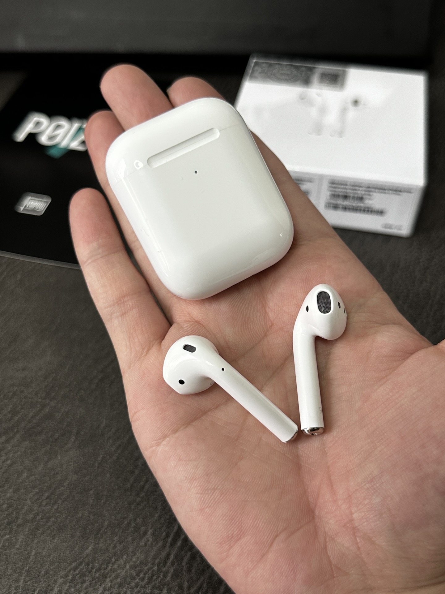 💰90
AirPods2苹果二代耳机毒版‼️
区别市面通货‼️支持17.0最新系统 正常弹窗连接 不会显示无法验证
▪️支持弹窗 改名 定位 负一栏显示电量 带无线充功能
▪️音质不逊色于市面零售一两百的耳机
该有的功能都有1:1货物 区别市面外贸返单减配通货 现货永不断货💯💯
下单配套:保护壳➕防丢绳➕毒卡➕专用毒盒➕气泡袋
▪️售后保障:外观不刮花15天内支持退换 刮花保修三个月