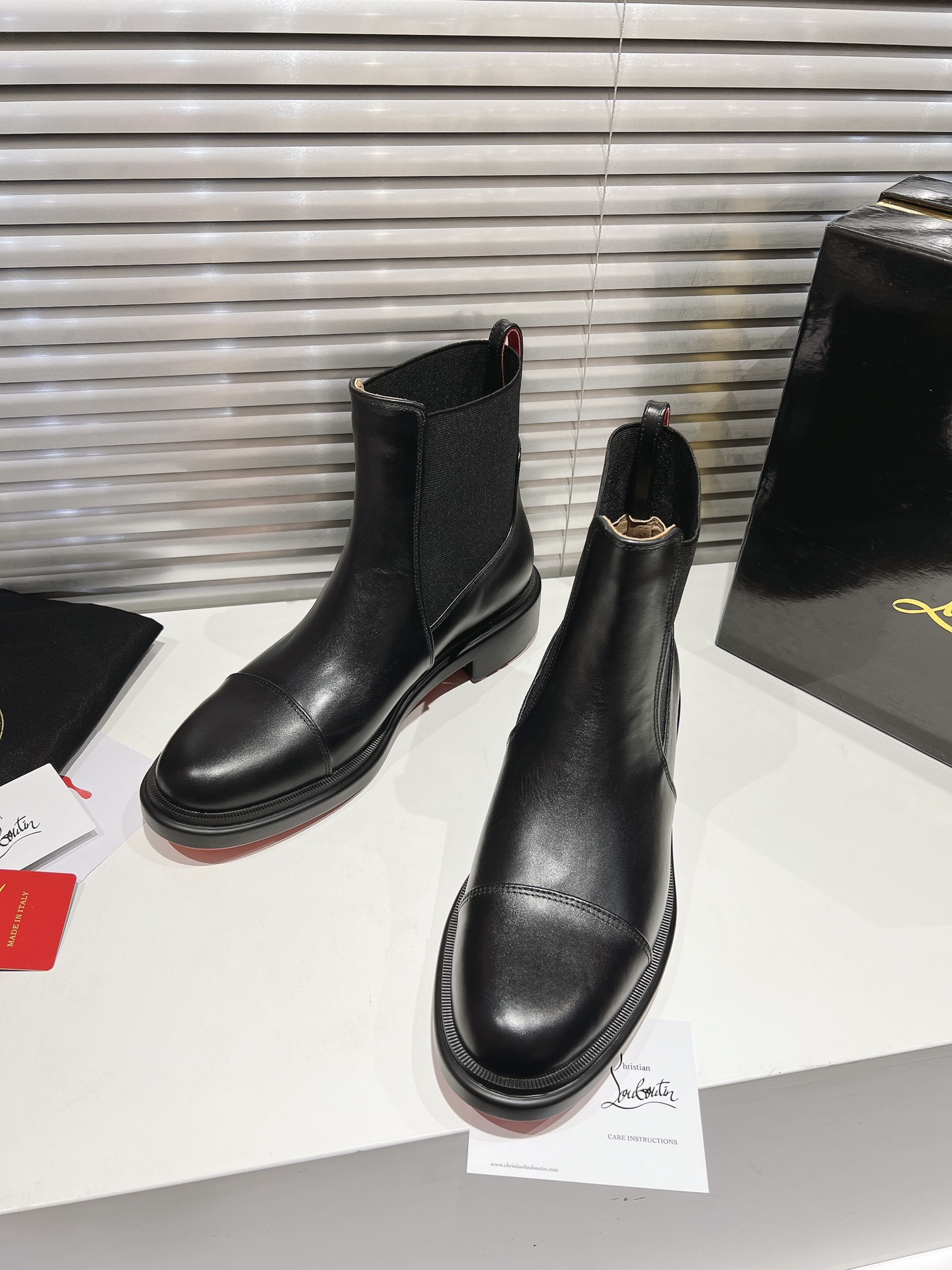 Christian Louboutin Urbino Black Leather Chelsea Boots for Men, High-End Custom 2 i1731400197 9996 0