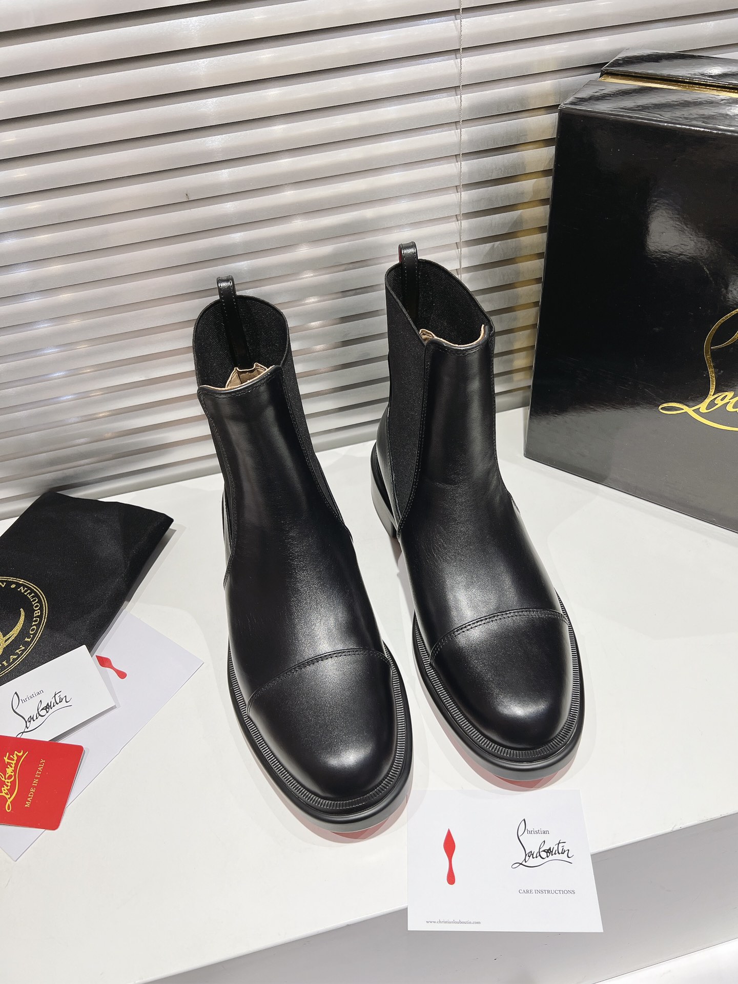 Christian Louboutin Urbino Black Leather Chelsea Boots for Men, High-End Custom 1 i1731400198 2542 7