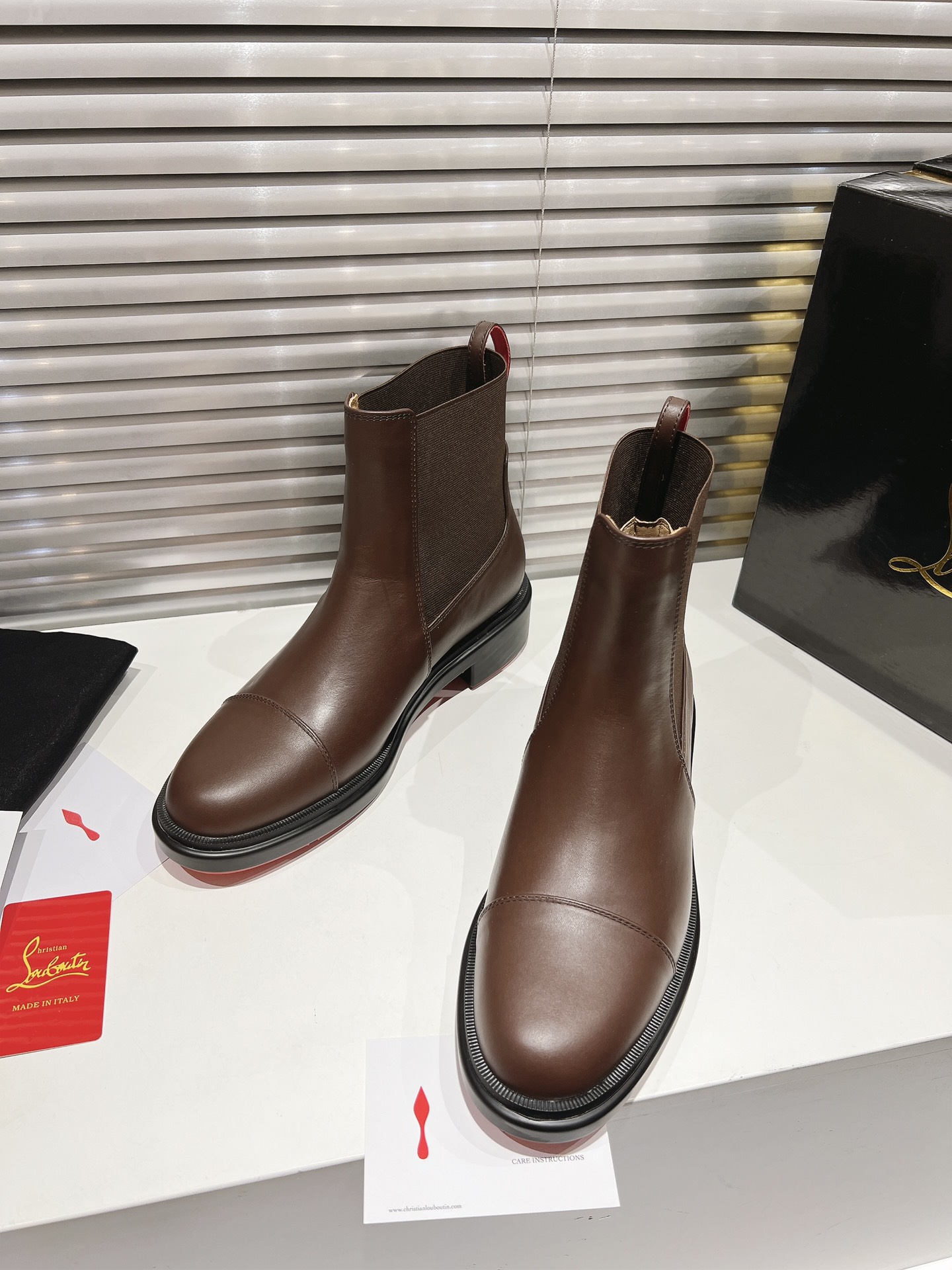 Christian Louboutin Urbino Brown Leather Chelsea Boots for Men(Size 39-47) 2 i1731400348 6766 0