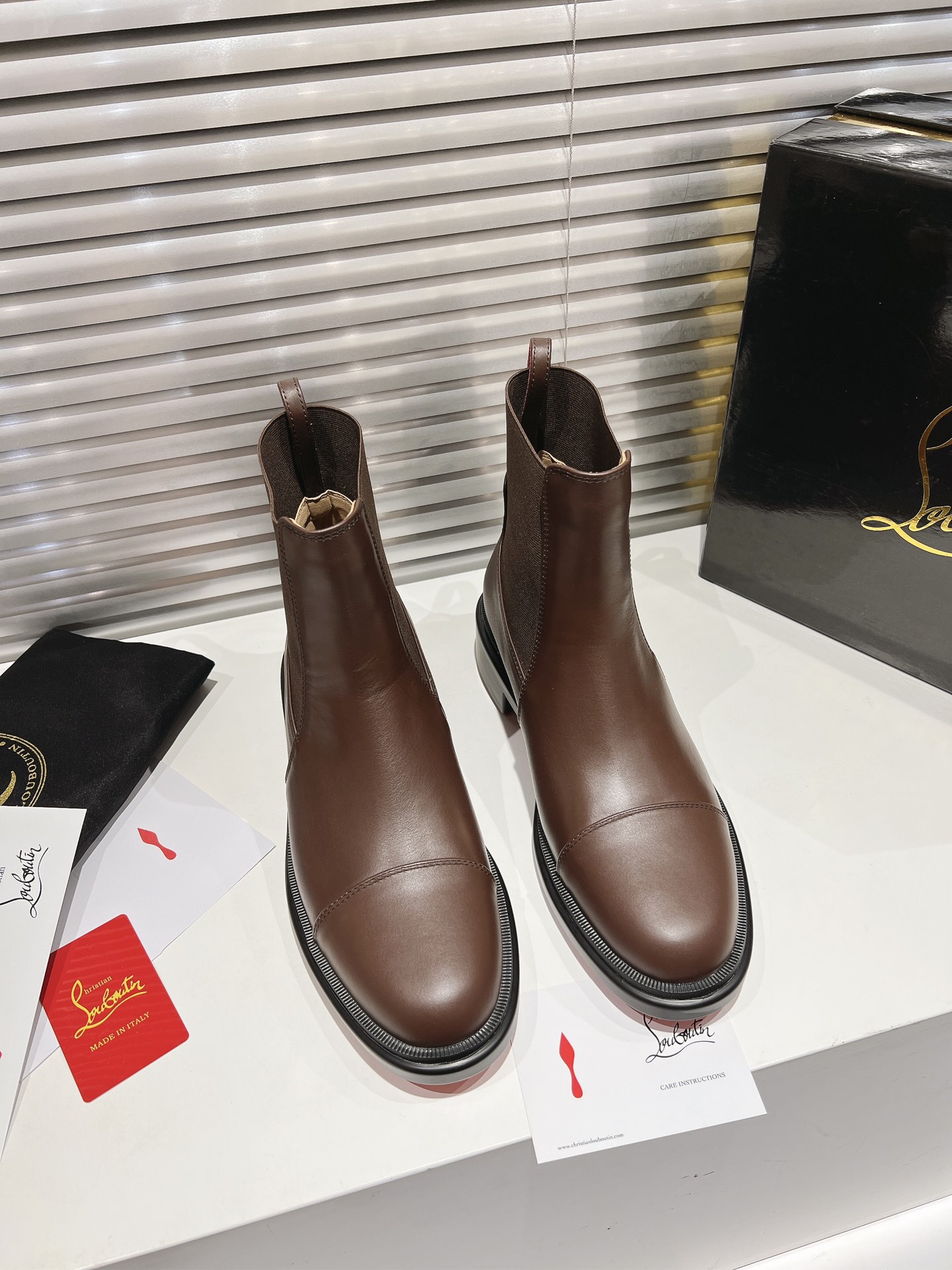 Christian Louboutin Urbino Brown Leather Chelsea Boots for Men(Size 39-47) 1 i1731400349 3674 7