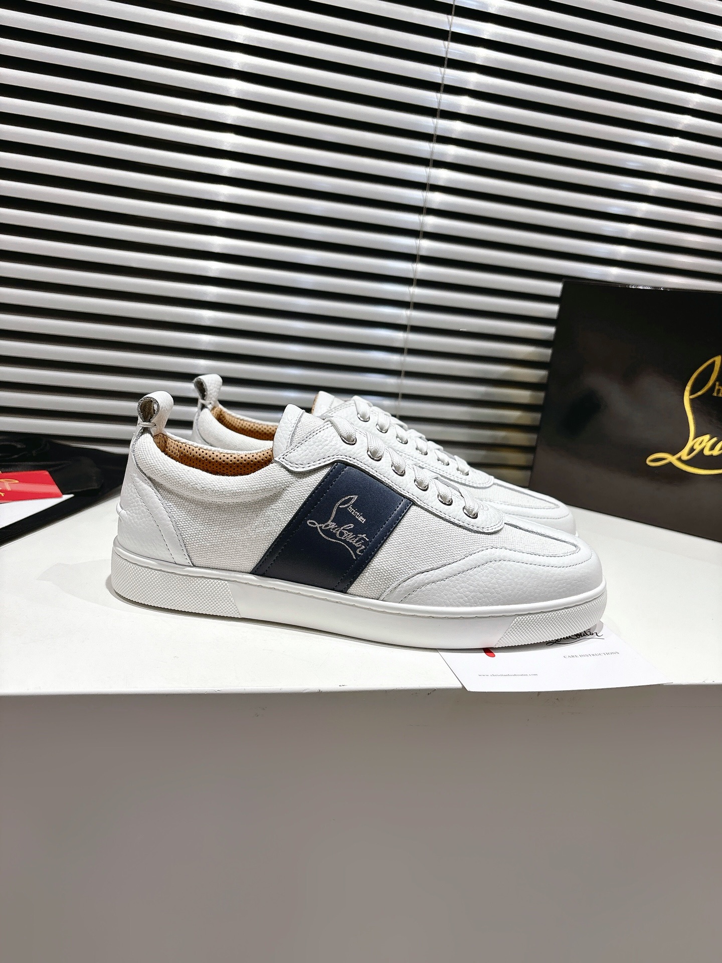Customized Christian Louboutin Retro Sports Shoes: Top-Level 2025 Collection - 图片 4