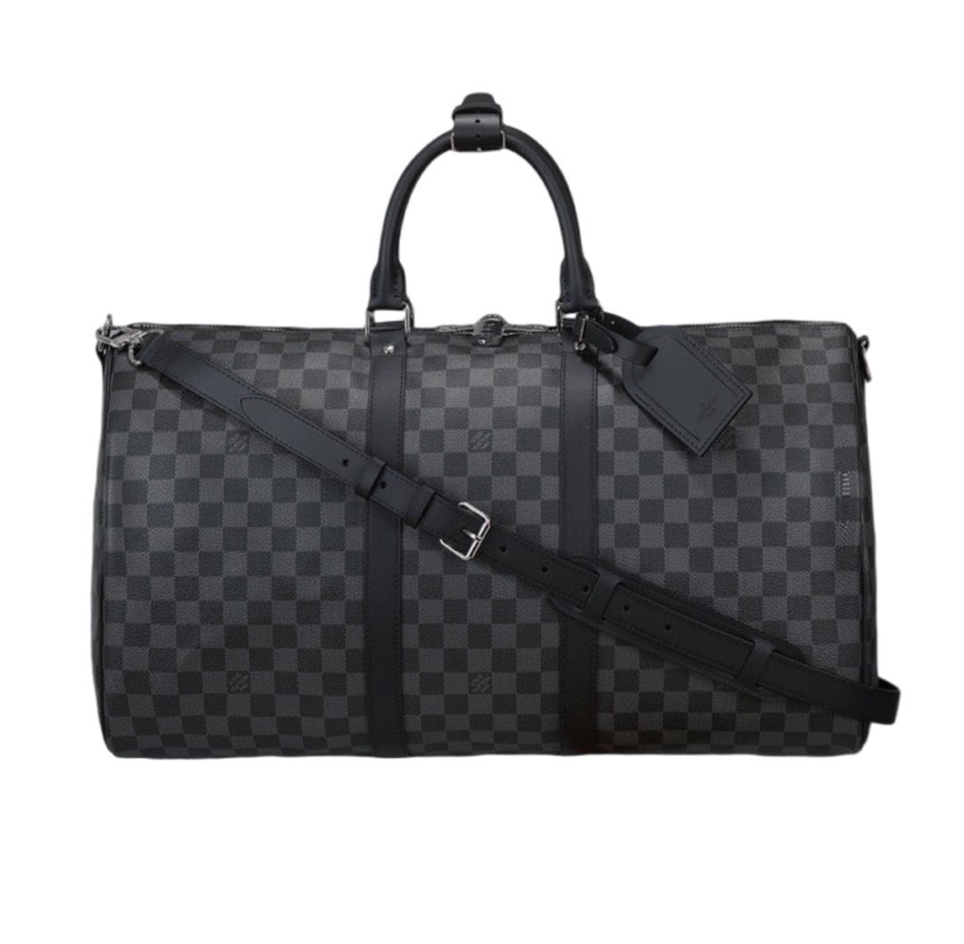 零售💰380 LOUIS VUITTON 路易威登nKeepall 棋盘格旅行包n采用damier graphite帆布制成 大小为手提行李尺寸 特有浑圆的皮革手柄和可调整 可脱卸的肩带 肩带上的垫肩使携带更加舒适 特殊涂层帆布 天然牛皮饰边 棉纺织衬里 大容量设计 随身上机行李尺寸 可拆卸皮革铭牌 银色金属饰件n尺寸：45*20*27cm 编码：by3936080-运动鞋