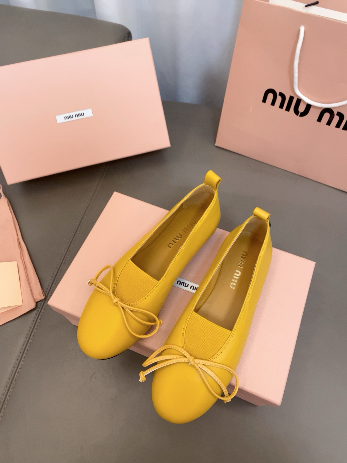 NO:345609,25th autumn and winter are available, original lasting technology, 5D hot stamping footprint mark, original heel cloth mark, high-quality 1:1 craft reproduction, fabric mixed-bred sheepskin inner sheepskin Size 35-40, sheepskin1986090925秋冬上新啦,原版套楦工艺,5D烫印垫脚标,原版后跟布标,高品质1:1工艺复刻 面料混种羊皮 内里羊皮 码数35-40,,sheepskin,Men's shoes