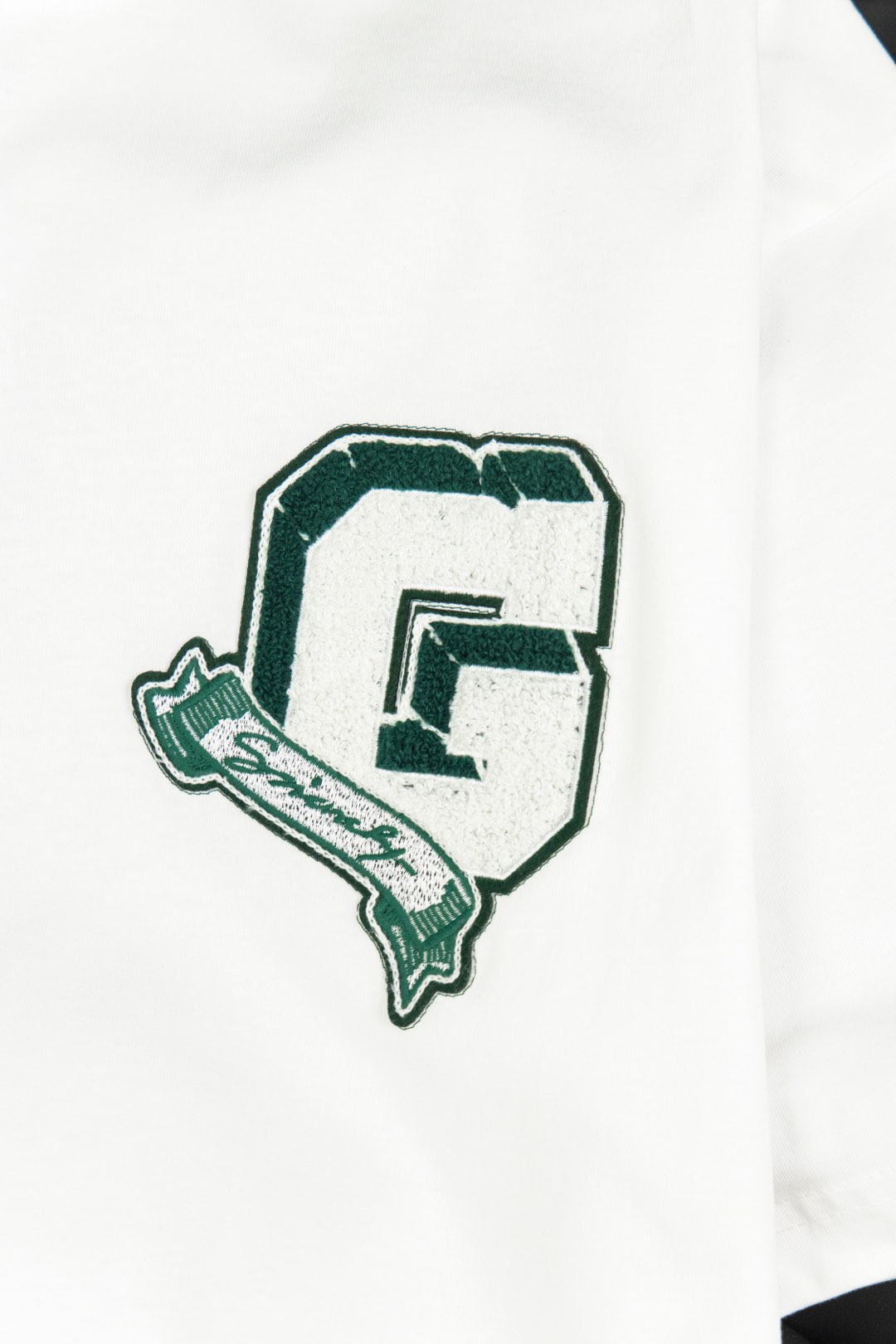 Givenchy G-Big Embroidery T-Shirt: Elegant Style, High Cost Artwork, White Color. - 图片 7