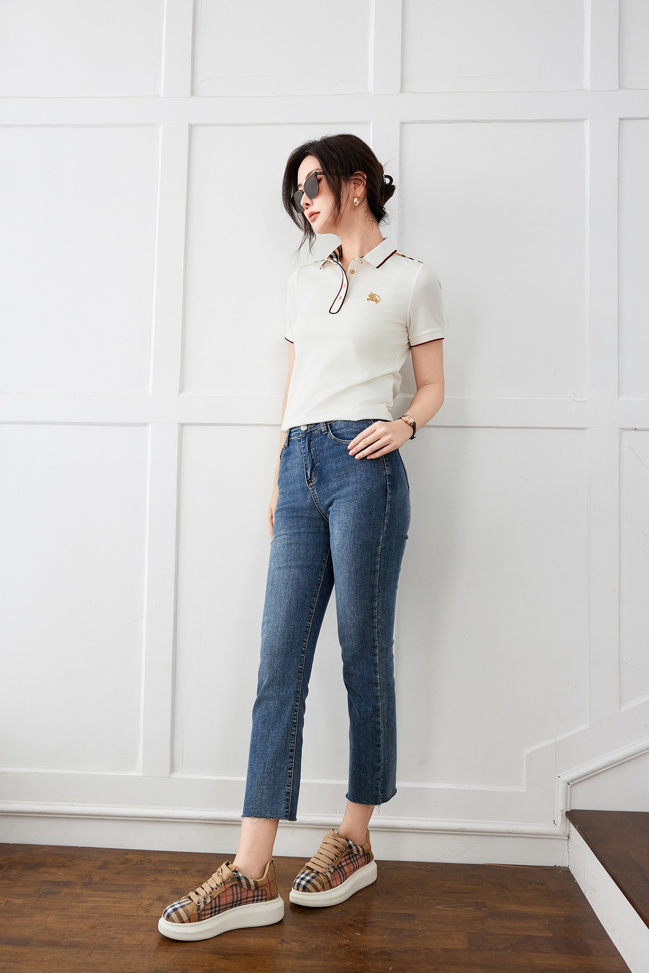 Burberry Women's White Polo Shirt Short Sleeve Slim Fit Summer Top 4 a1710819321062 7377