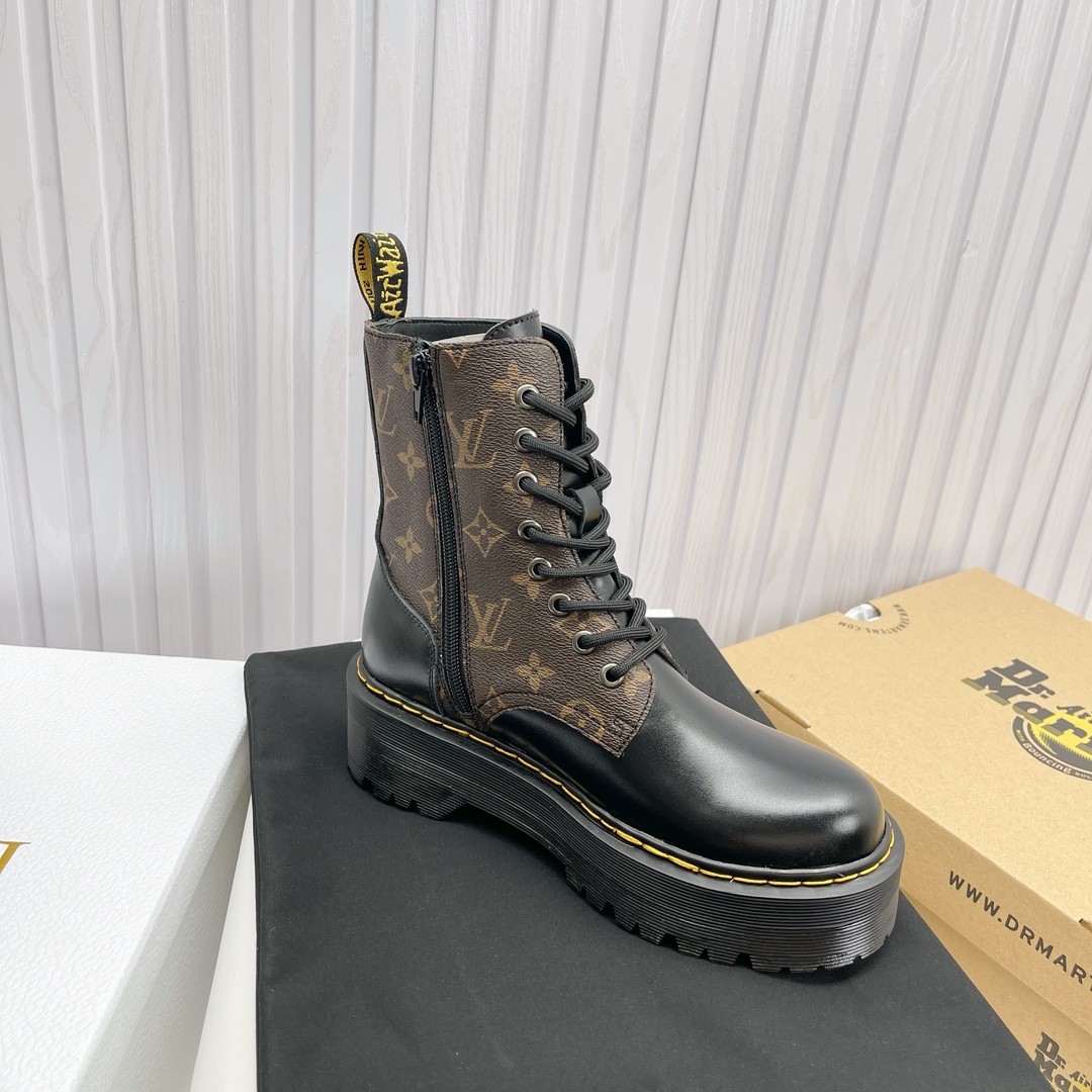 The factory price is 688, Dr Martes, Dr. Martin’s Boots. “Dr” real-skin short boots. Number: 3541。 - 图片 5