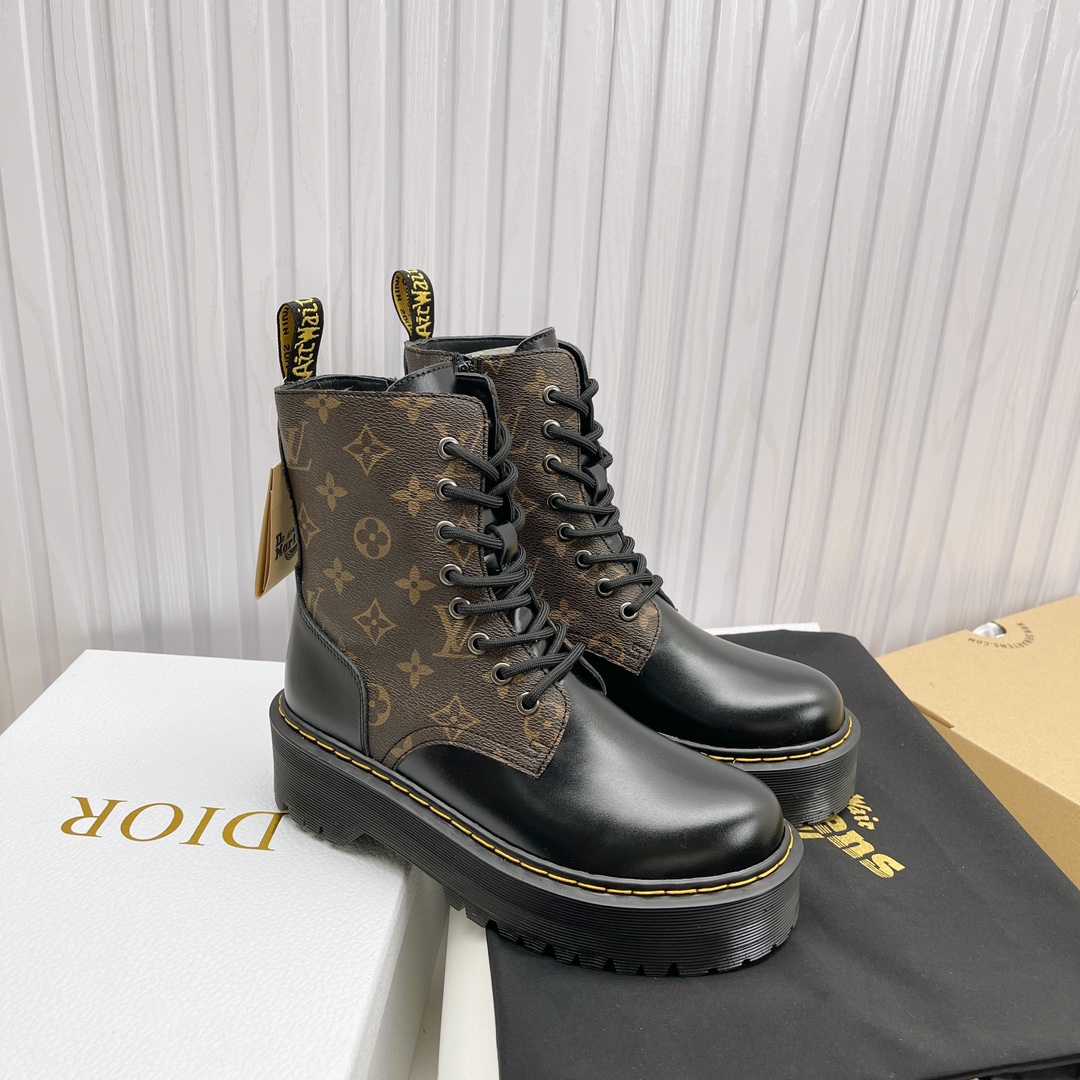 The factory price is 688, Dr Martes, Dr. Martin’s Boots. “Dr” real-skin short boots. Number: 3541。 - 图片 2