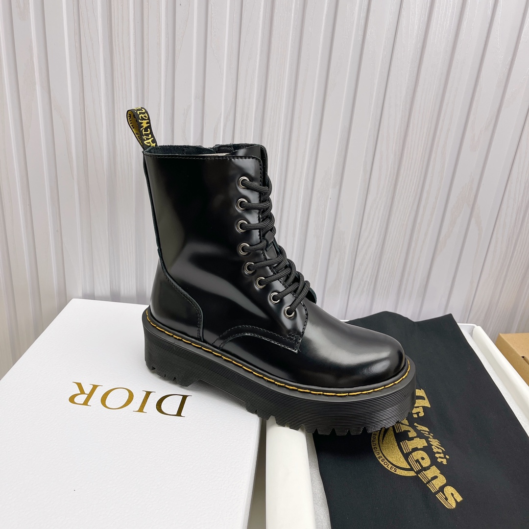 The factory price is 688, Dr Martes, Dr. Martin’s Boots. “Dr” real-skin short boots. Number: 3541 - 图片 2