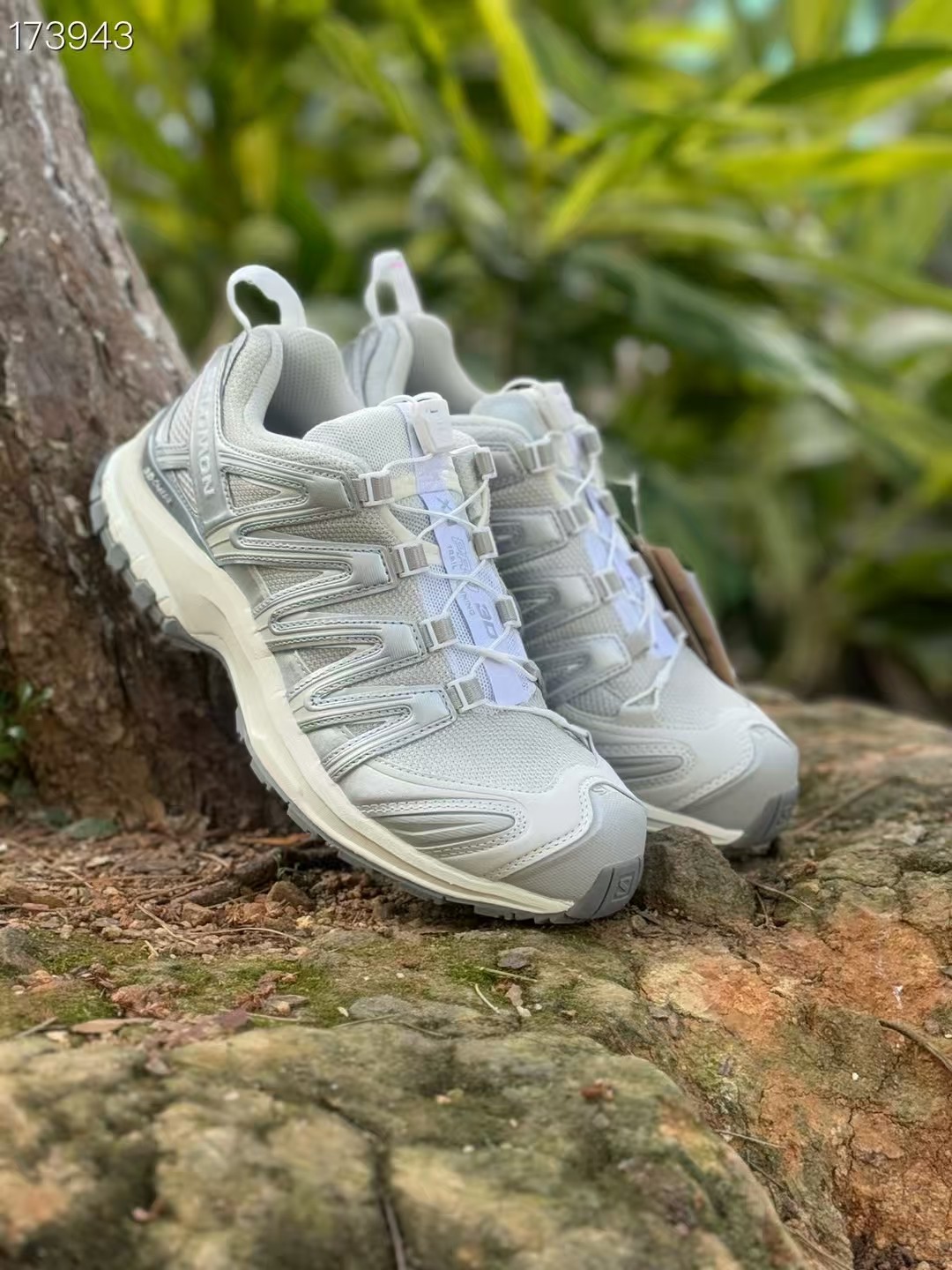 本地230
  正拍纯原版本 
 Salomon  3D萨洛蒙