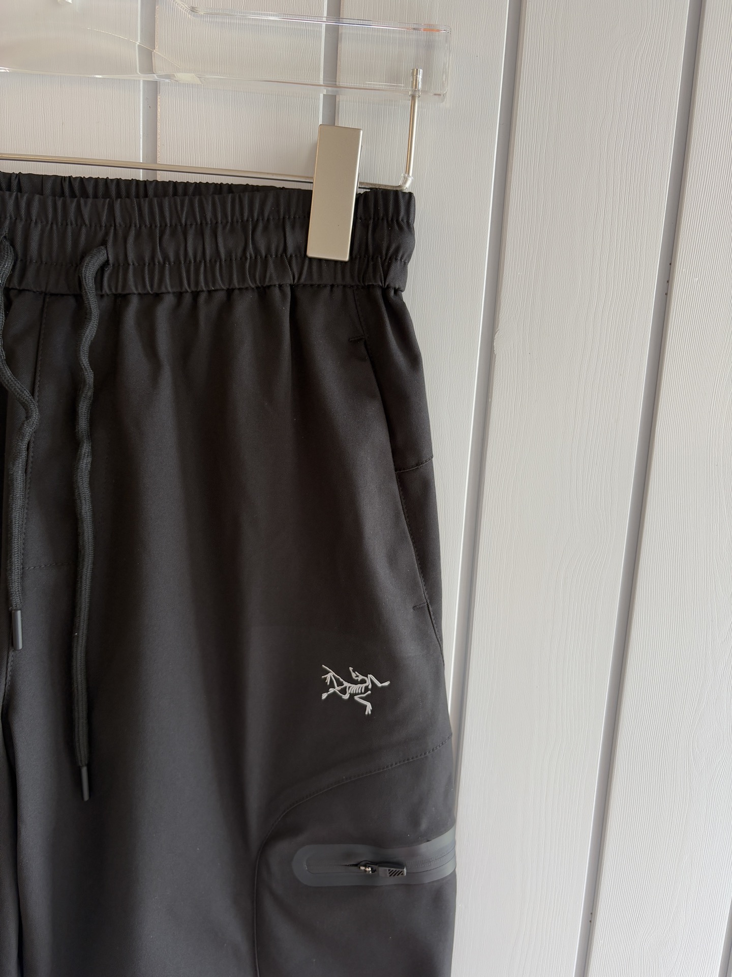 始祖鸟 官网同步 经典户外 工装裤 颜色超级正 海外同步发型 今年流行趋势 进口科技面料 S-XL