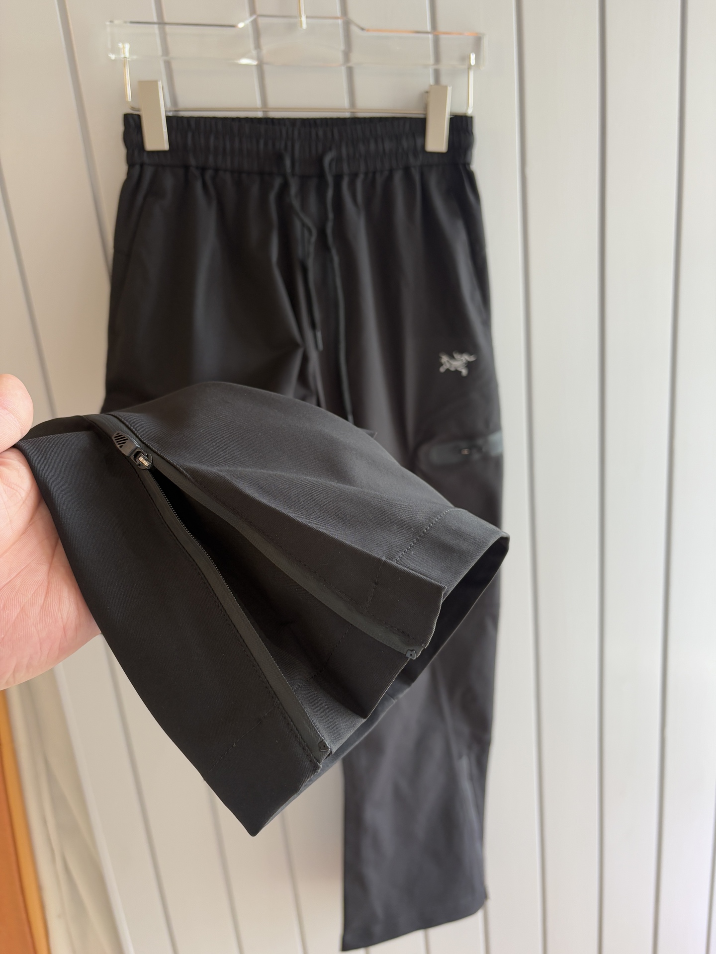 始祖鸟 官网同步 经典户外 工装裤 颜色超级正 海外同步发型 今年流行趋势 进口科技面料 S-XL