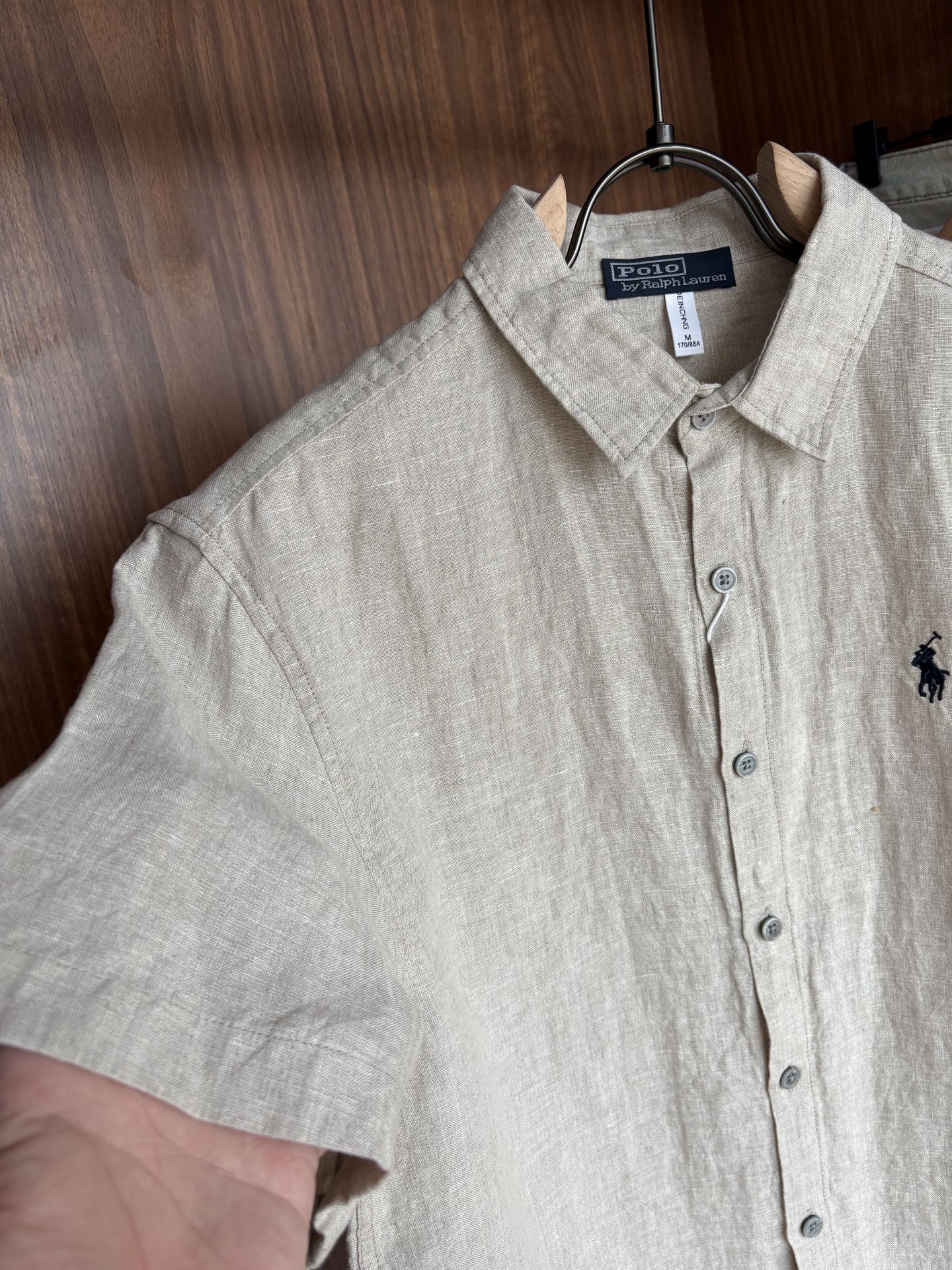 “Raulen’s New 100% Linen Collection: Stylish, Cozy, Light-Skinned. Colors: White, Plaster, Blue.” - 图片 7