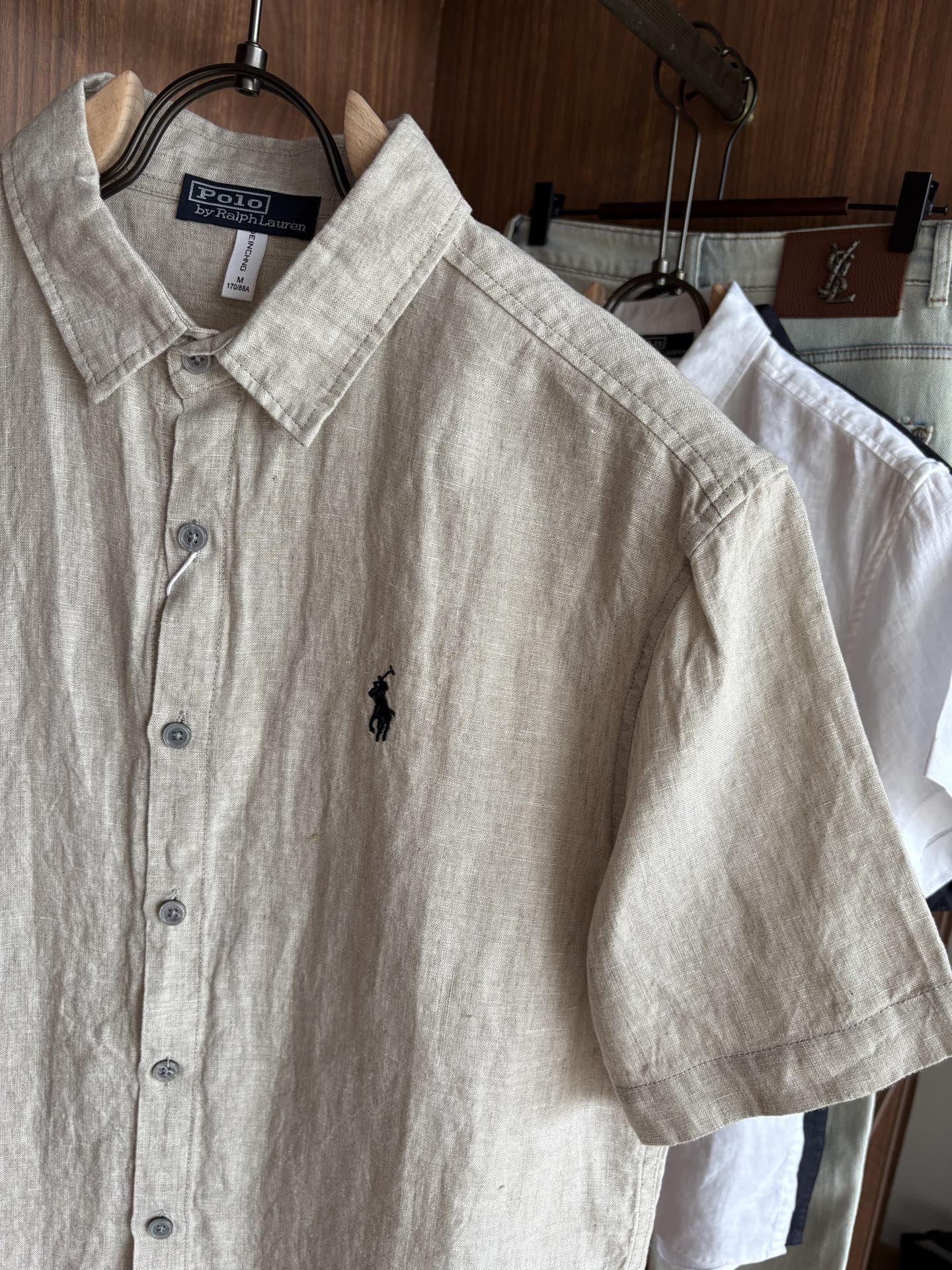 “Raulen’s New 100% Linen Collection: Stylish, Cozy, Light-Skinned. Colors: White, Plaster, Blue.” - 图片 4