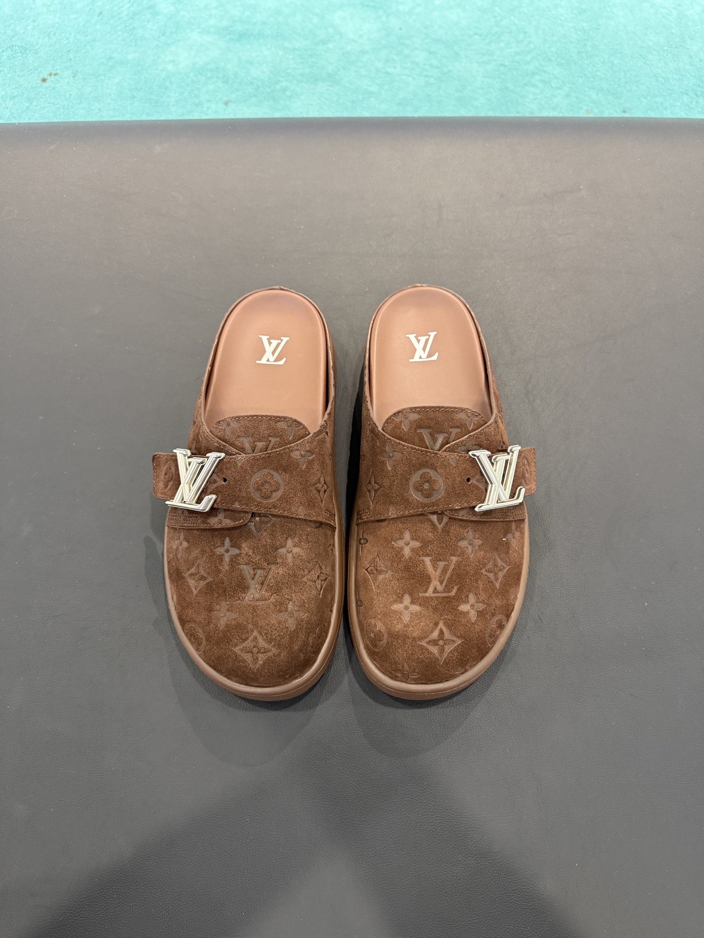 NO:350093,L* new style of sedan shoes 39-44,19860909L*新款凉拖实拍 39-44,,Men's shoes