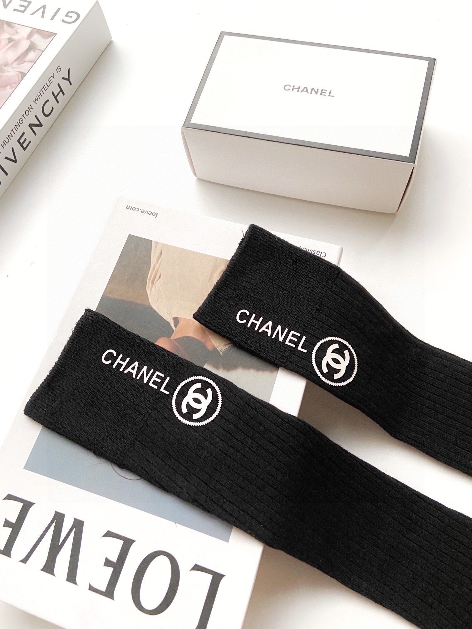 配包装一盒一双Chanel香奈儿立体硅胶经典字母长筒袜小腿袜双针针织材质超完美结合款式经典专柜同步发售i