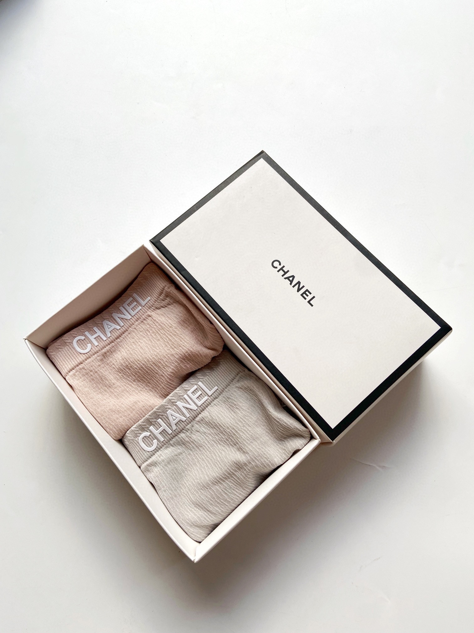 配包装一盒2件均码80-130斤Chanel香奈儿经典潮牌爆款字母logo超大弹力莫代尔棉内裤包臀三角裤