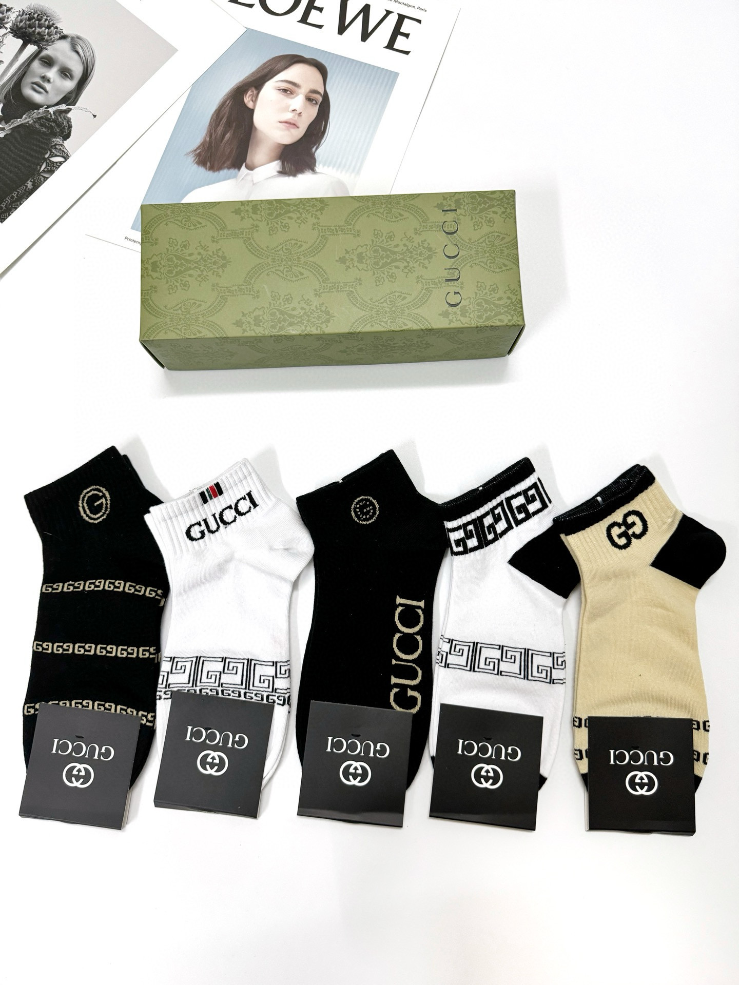 NO:294462,Packaging [one box 5 pairs] Men's welfare Gucci classic letter logo pure cotton socks, ins super popular socks, pure cotton fabric, mesh breathable, trendy people must have, classic color matching, personalized and fashionable versatile style, you deserve socks, stockings, socks, gucci, socks19860909配包装【一盒5 双】男士福利  Gucci 古琦 经典字母logo 纯棉短袜,ins超火爆短袜,纯棉面料,网眼透气, 潮人必备 ,经典配色 个性时尚百搭款,你值得拥有哦袜子,丝袜,袜子,gucci,socks,accessory