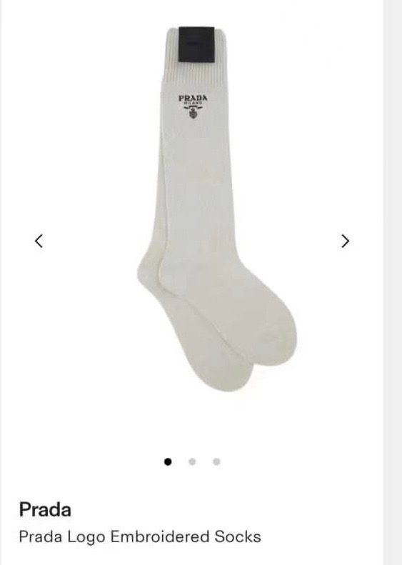 NO:294461,Packaging [one box, one pair] Prada Classic letter logo pure cotton stockings, calf socks, heavy industry decoration, personalized fashion ins hot products!  The counter is on sale and you can see the explosion!  Super high quality!  Classic is out of date!  The quality of counter purchasing agents that trendy people must be missing, and it is very easy to wear!  Recommended recommendations~~ Must-in-apple small items!  !  socks, stockings, socks, prada, prada, socks19860909配包装【一盒一双】 Prada 普拉达 经典字母logo纯棉长筒袜 小腿袜 重工装饰个性时尚 ins爆款！专柜在售ing 好看到爆炸 ！超高品质！经典不过时！潮人必不能少的专柜代购品质 ,巨好穿！推荐推荐推荐～～必入小单品！！袜子,丝袜,袜子,prada,prada,socks,accessory
