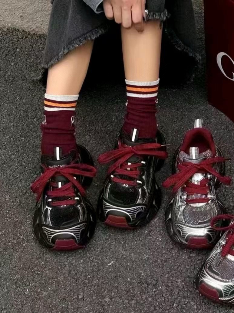 NO:294632,Packaging [one box 3 pairs] Miumiu classic letter logo pure cotton mid-tube socks, ins hot calf socks, pure cotton fabric, super hot color matching, must-have for trendy people, personalized and fashionable style, you deserve socks, stockings, socks, miumiu, socks19860909配包装【一盒3双】 缪缪 miumiu 经典字母logo 纯棉中筒袜,ins爆款小腿短袜,纯棉面料,超级爆火配色,潮人必备 ,个性时尚百搭款,你值得拥有哦袜子,丝袜,袜子,miumiu,socks,accessory