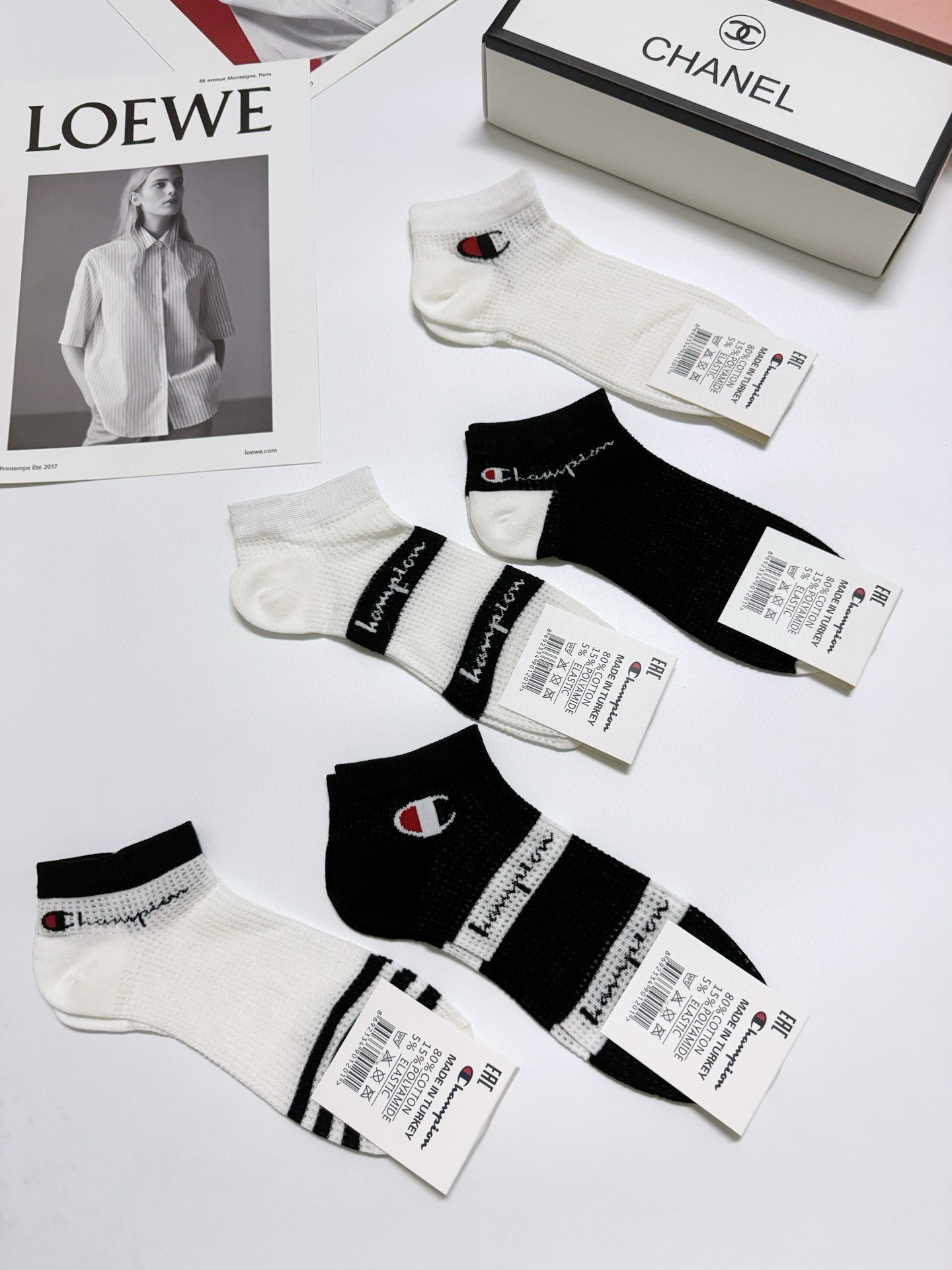 High-Quality Cotton Socks Packaging with Classic Design and Logo - 图片 7