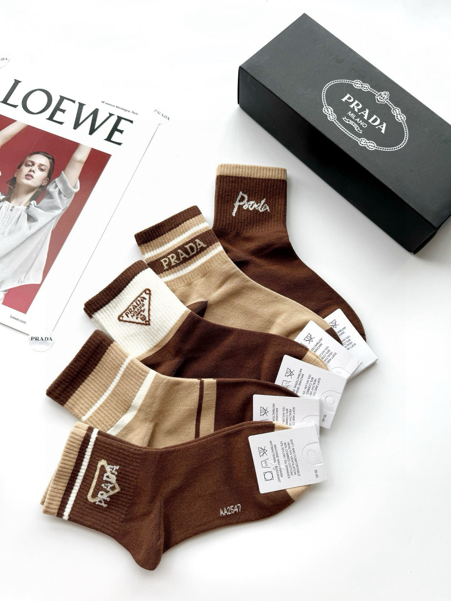 Packaging of Five Classic Logo Cotton Shorts in Box - 图片 5