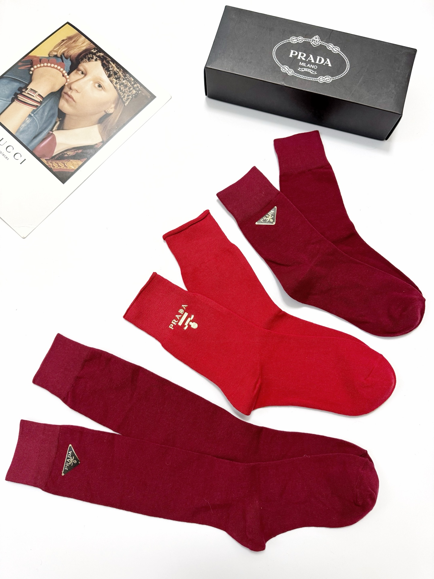 Luxury Prada Cotton Knitted Stockings Set in Classic Design with Logo – 3-Pack Box - 图片 4
