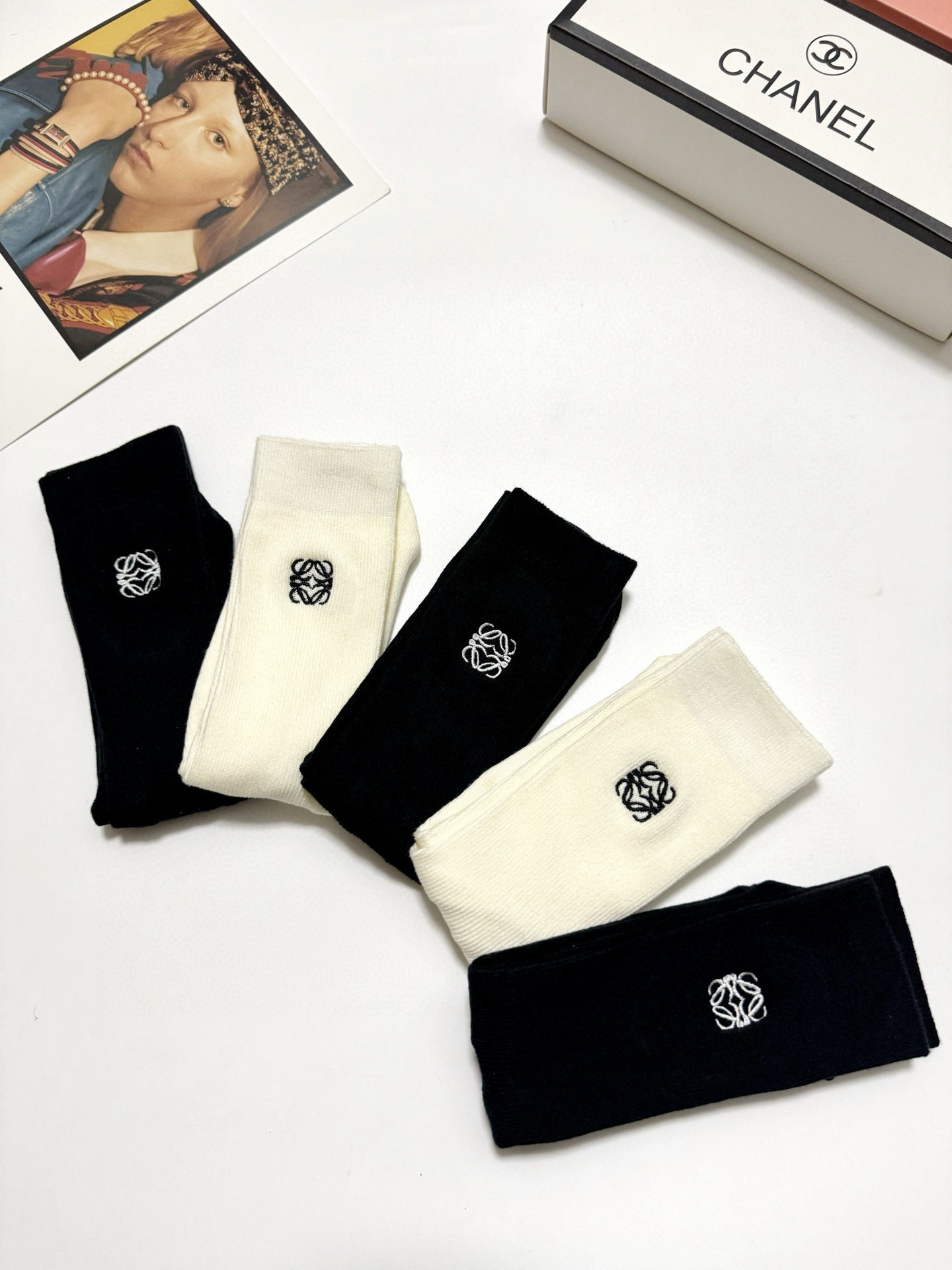 “High-Quality Loewe Packaging for Fashionable Men: Classic and Stylish Boxes” - 图片 6