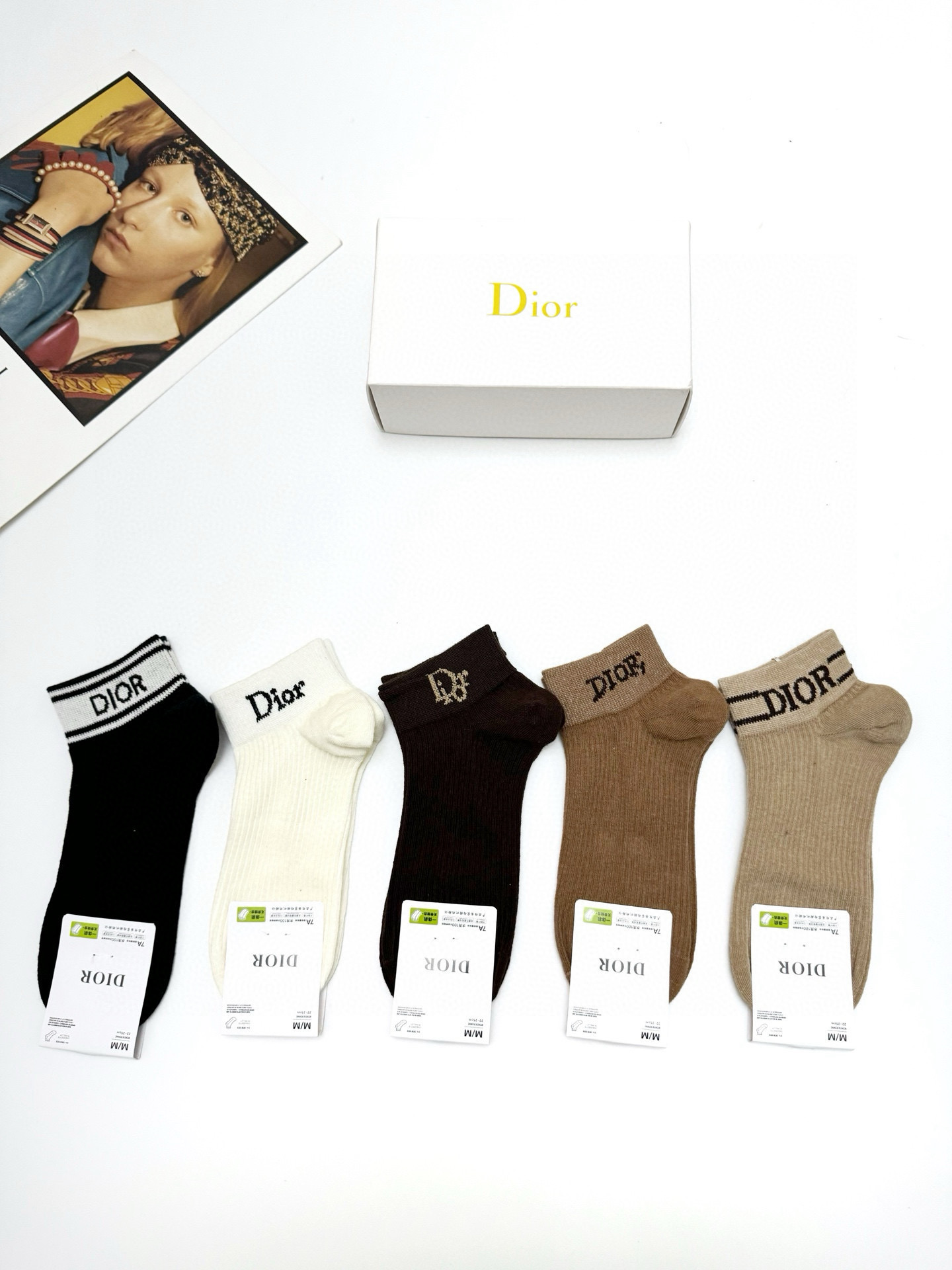 NO:298888,Packaging [one box of 5 pairs] Dior Classic letter logo Pure cotton socks, ins super popular socks, pure cotton fabric, must-have for trendy people, classic color matching Personalized and fashionable versatile style, you deserve socks, stockings, socks, dior, dior, socks19860909配包装【一盒5 双】 Dior 迪奥 经典字母logo 纯棉短袜,ins超火爆短袜,纯棉面料,潮人必备 ,经典配色 个性时尚百搭款,你值得拥有哦袜子,丝袜,袜子,dior,dior,socks,accessory