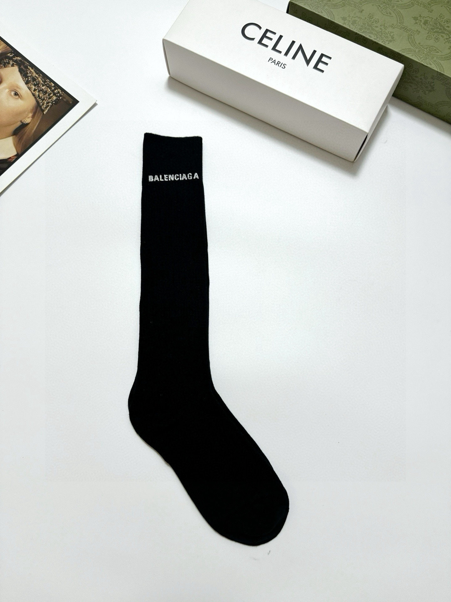  配包装
🌟【一盒一双】
🌟 balenciaga 巴黎世家 立体硅胶经典字母 长筒袜 小腿袜🔥双针针织