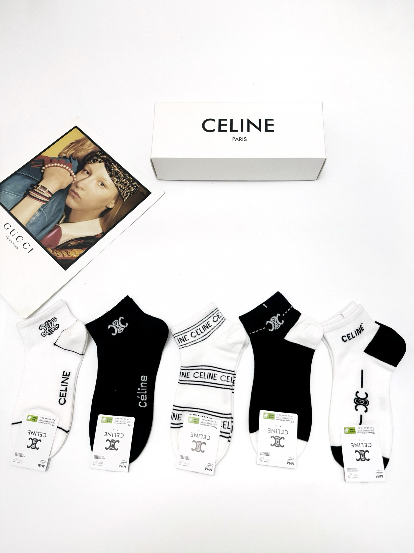   配包装
🌟【一盒5 双】
🌟Celine 赛琳 经典字母 logo短袜  ！纯棉面料软糯亲肤！
🌟i