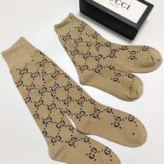 配包装🌟【一盒2 双】🌟Gucci 古奇 爆款金银丝长筒袜 中筒袜,超级火爆小腿袜。双针针织混纺金银丝材 配包装🌟【一盒2 双】🌟Gucci 古奇 爆款金银丝长筒袜 中筒袜,超级火爆小腿袜。双针针织混纺金银丝材
